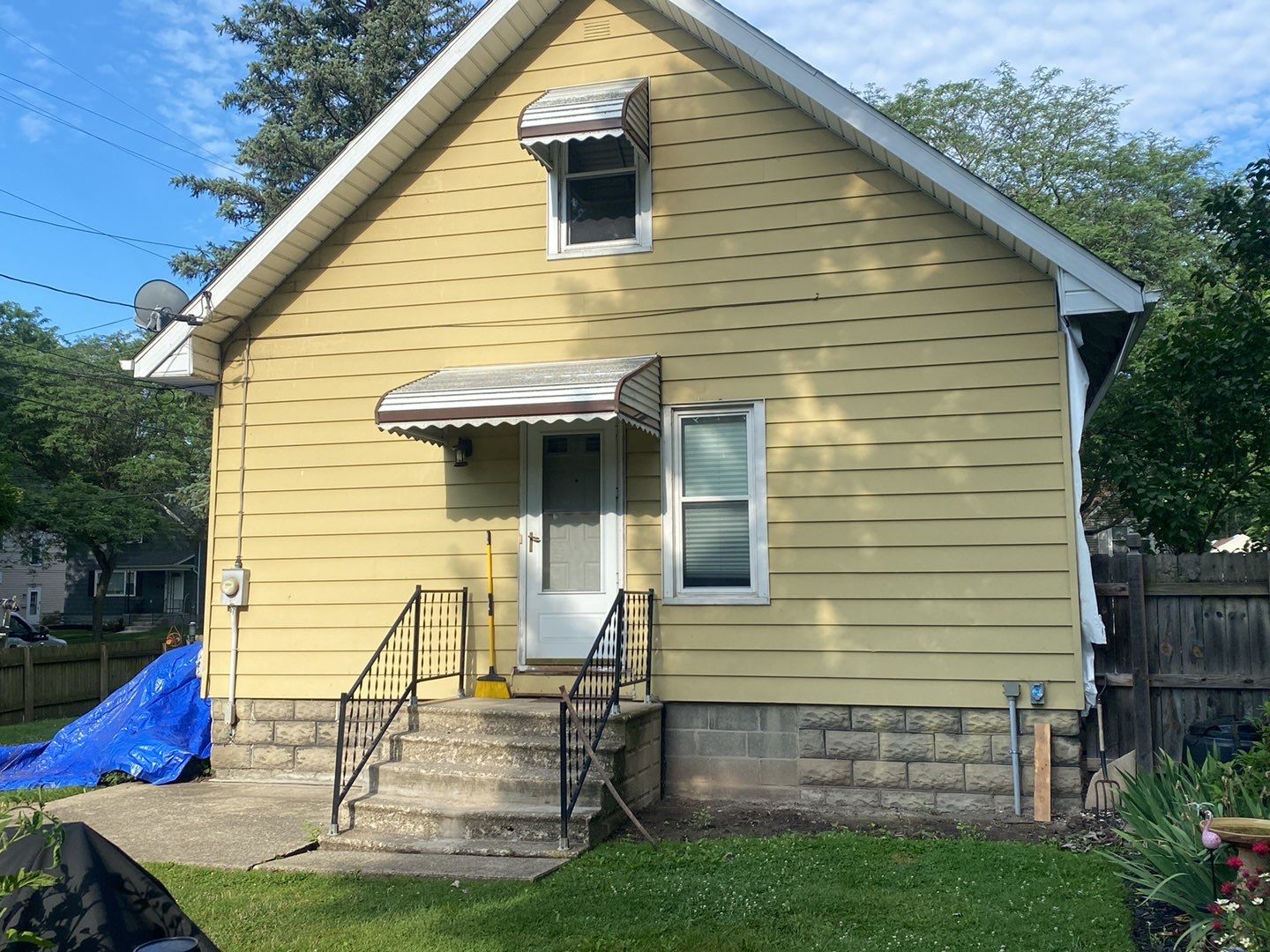 Exterior Siding and Window Replacement by Ivy Lea Construction