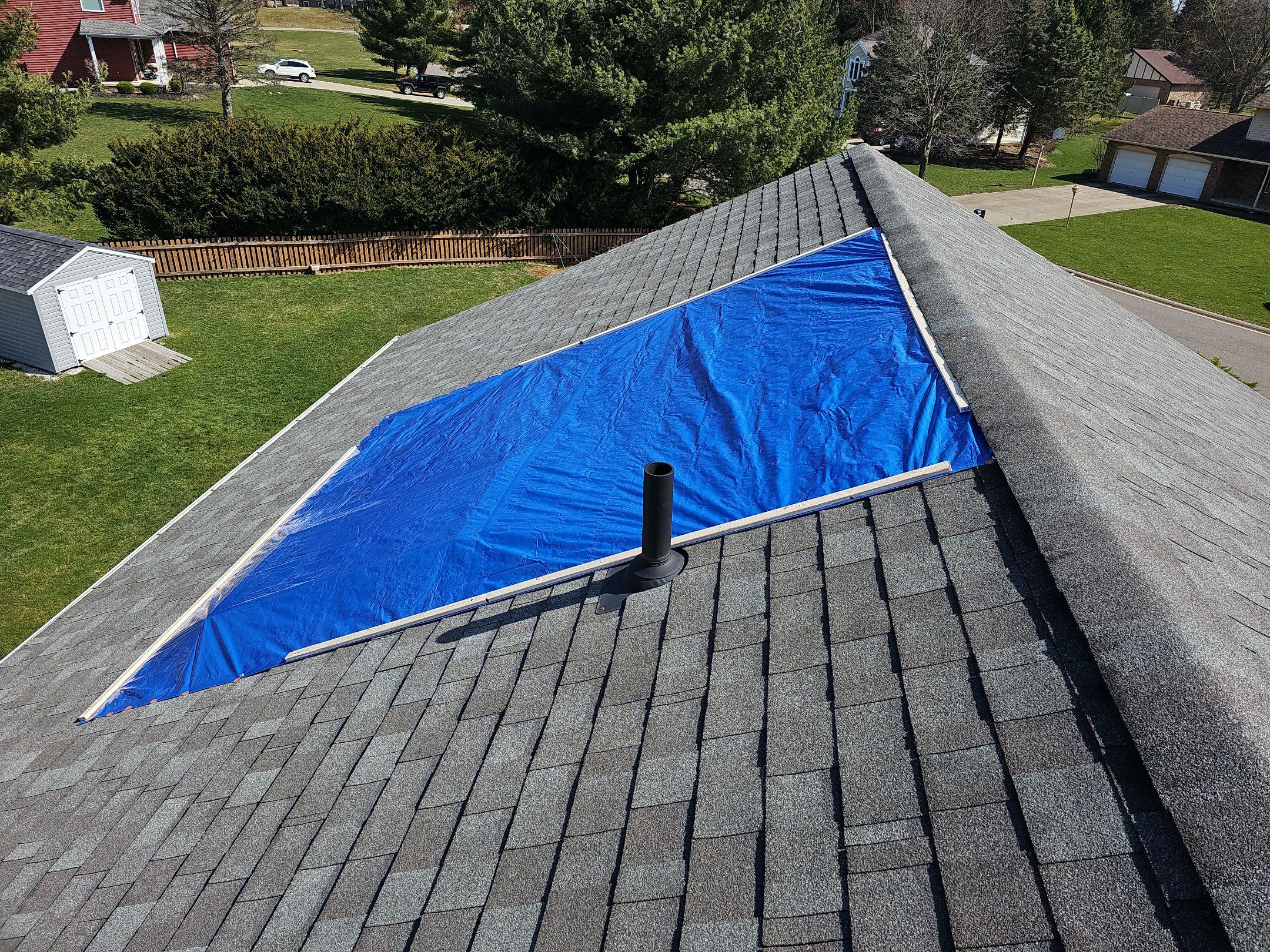 ATLAS PINNACLE HP W/SCOTCHGARD HEARTHSTONE  by Eagle Eye Roofing