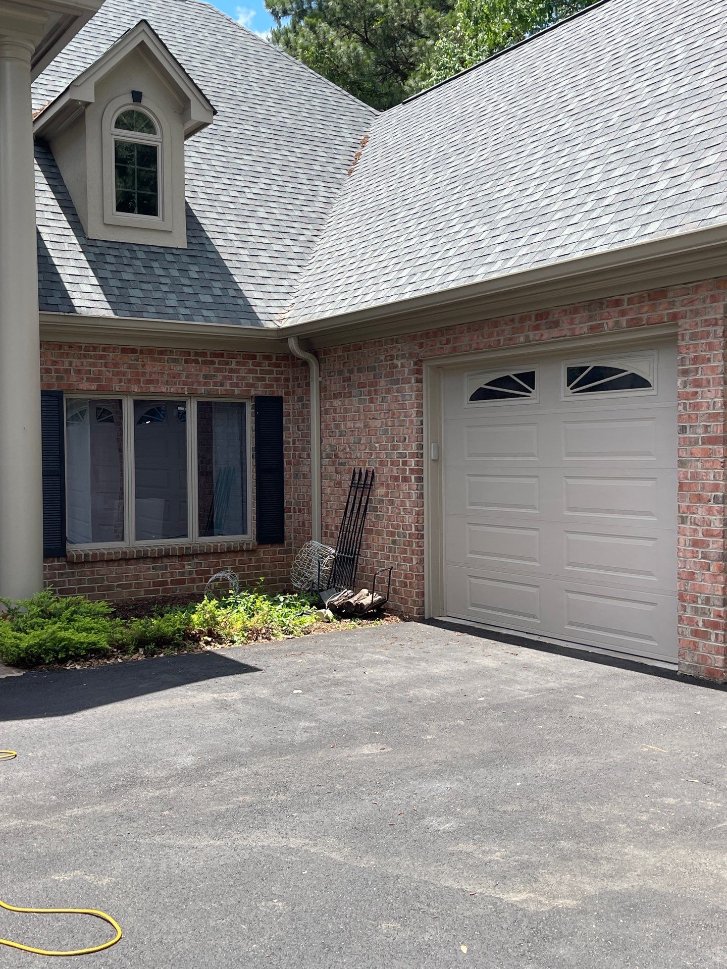 Beautiful 6" Seamless Gutter by Peak 2 Peak Services LLC