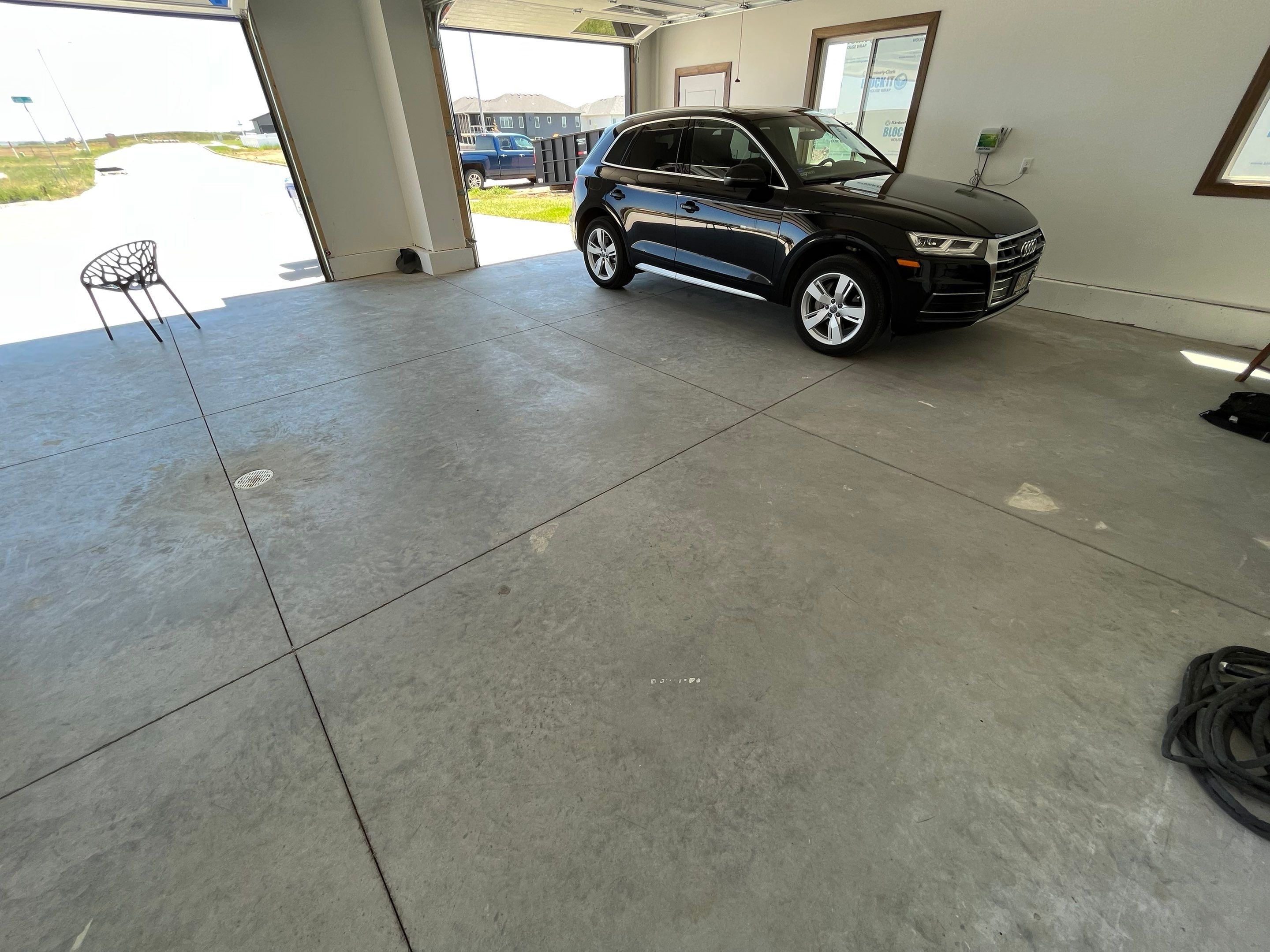 Garage using Domino  by Select Painting, Coatings & Garage Cabinets