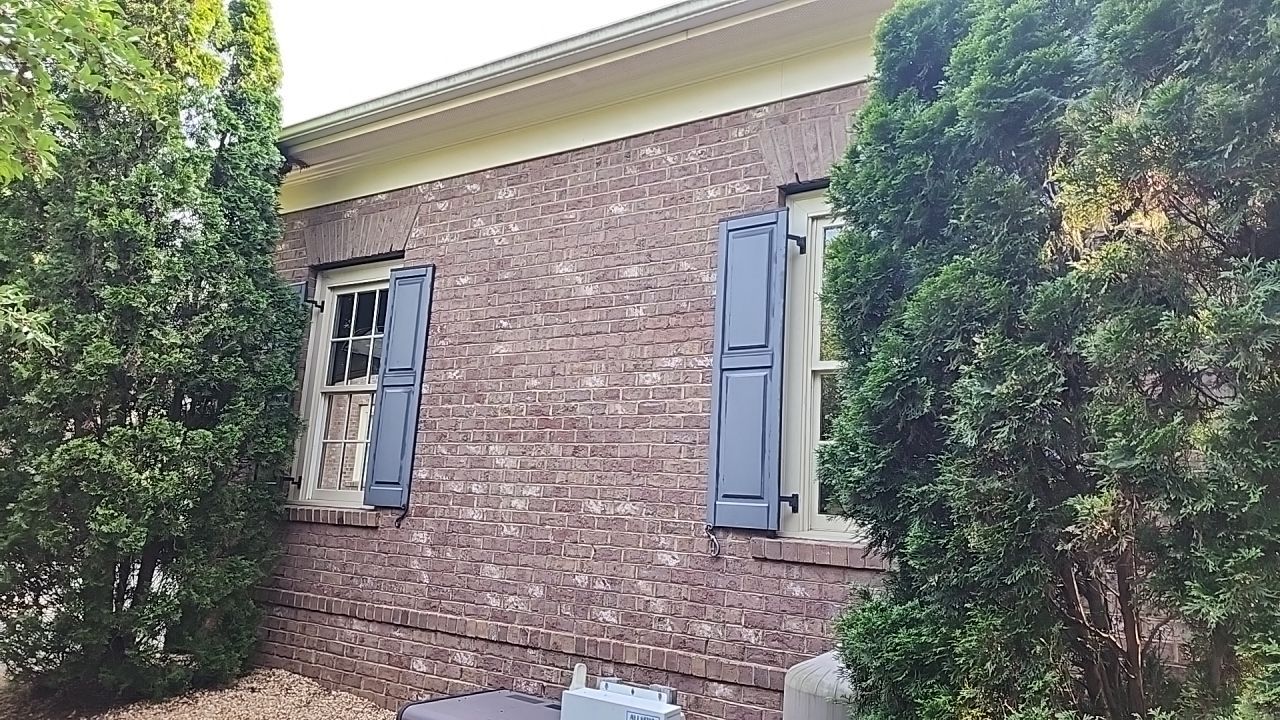 House Wash using cleaner by Power Wash Masters LLC