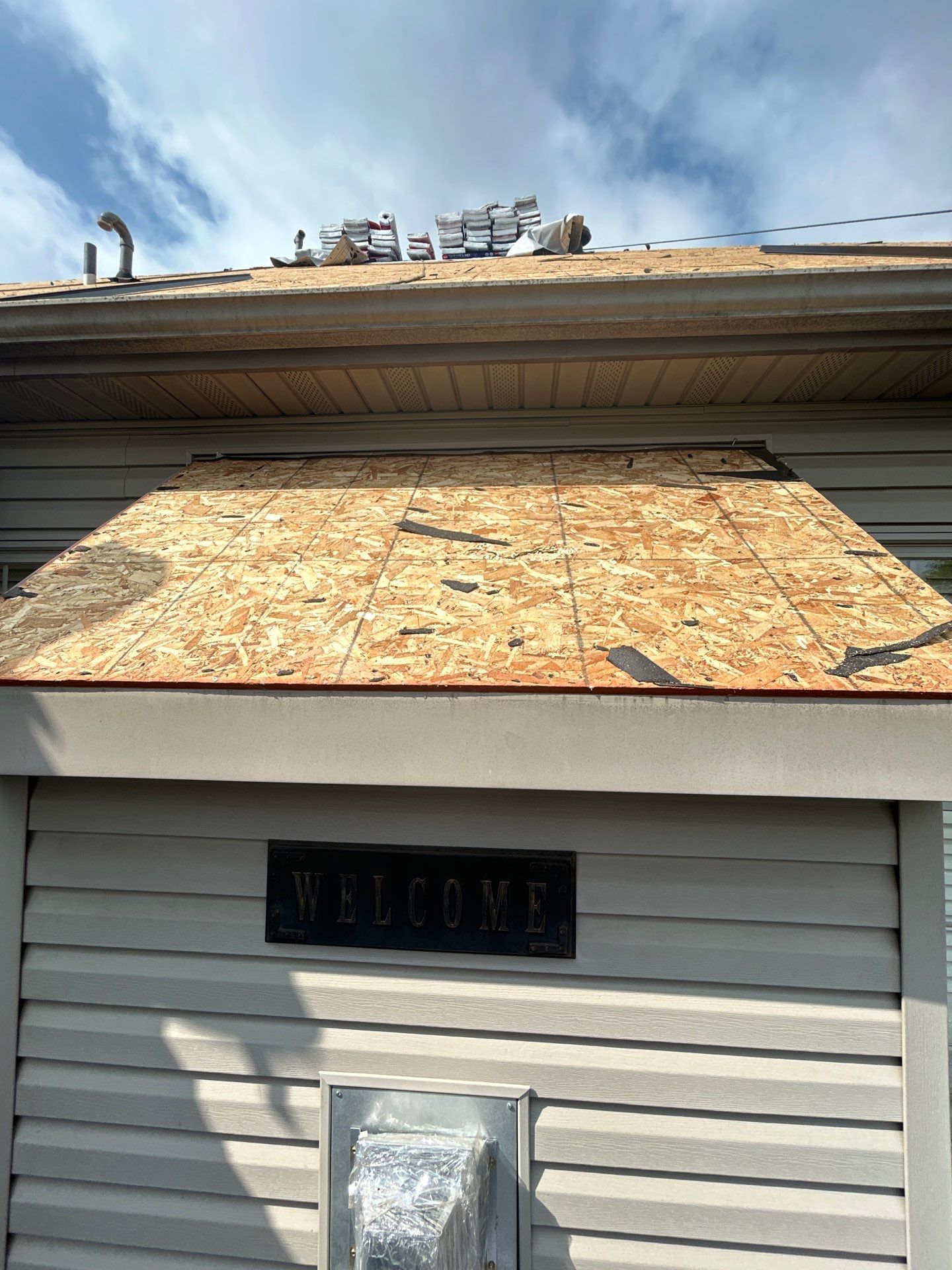 ROOF REPLACEMENT CHAMBERSBURG, PA by Teflon Roofing
