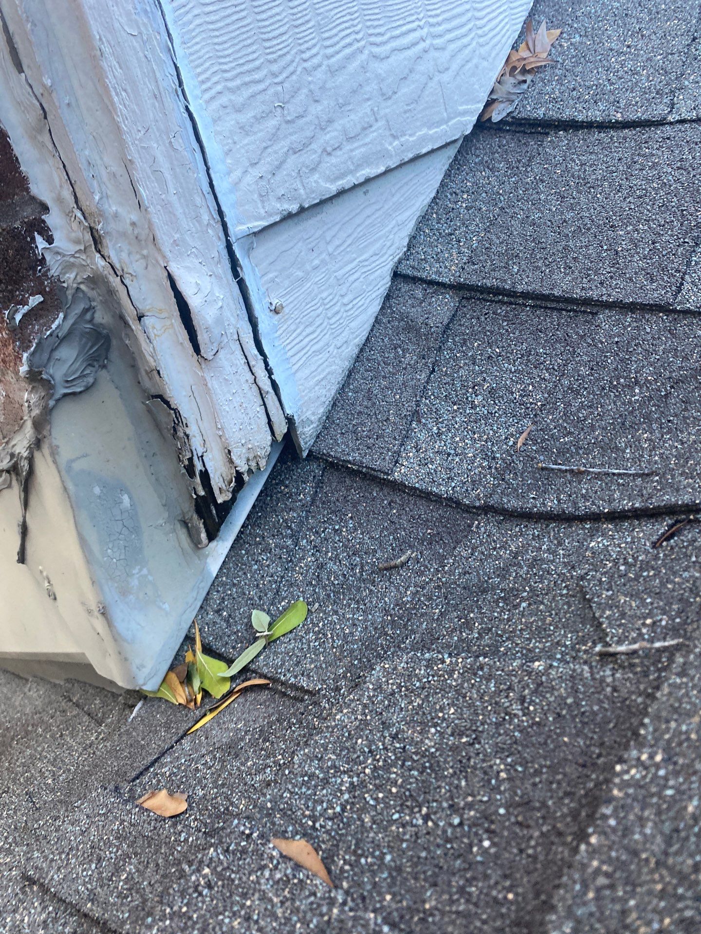 Residential Roofing Repair using Owen's Corning Duration (Lifetime) Shingles by Roof Repair Company