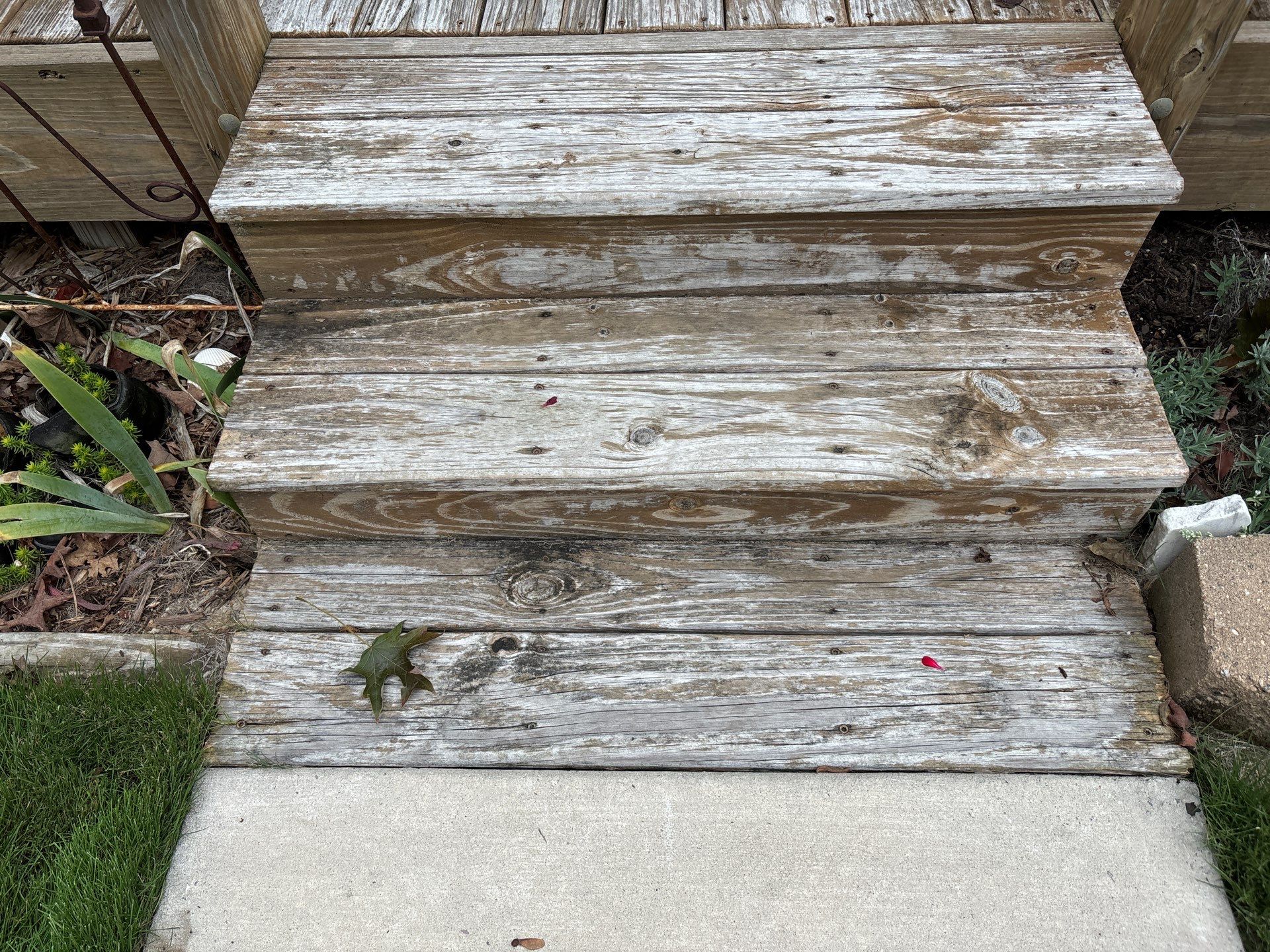Weathered Deck using Wood Sealant by DuraSeal