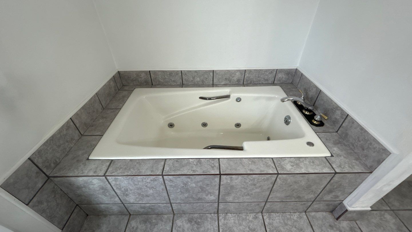 Extra Large Shower by BathPlanet SW Virginia