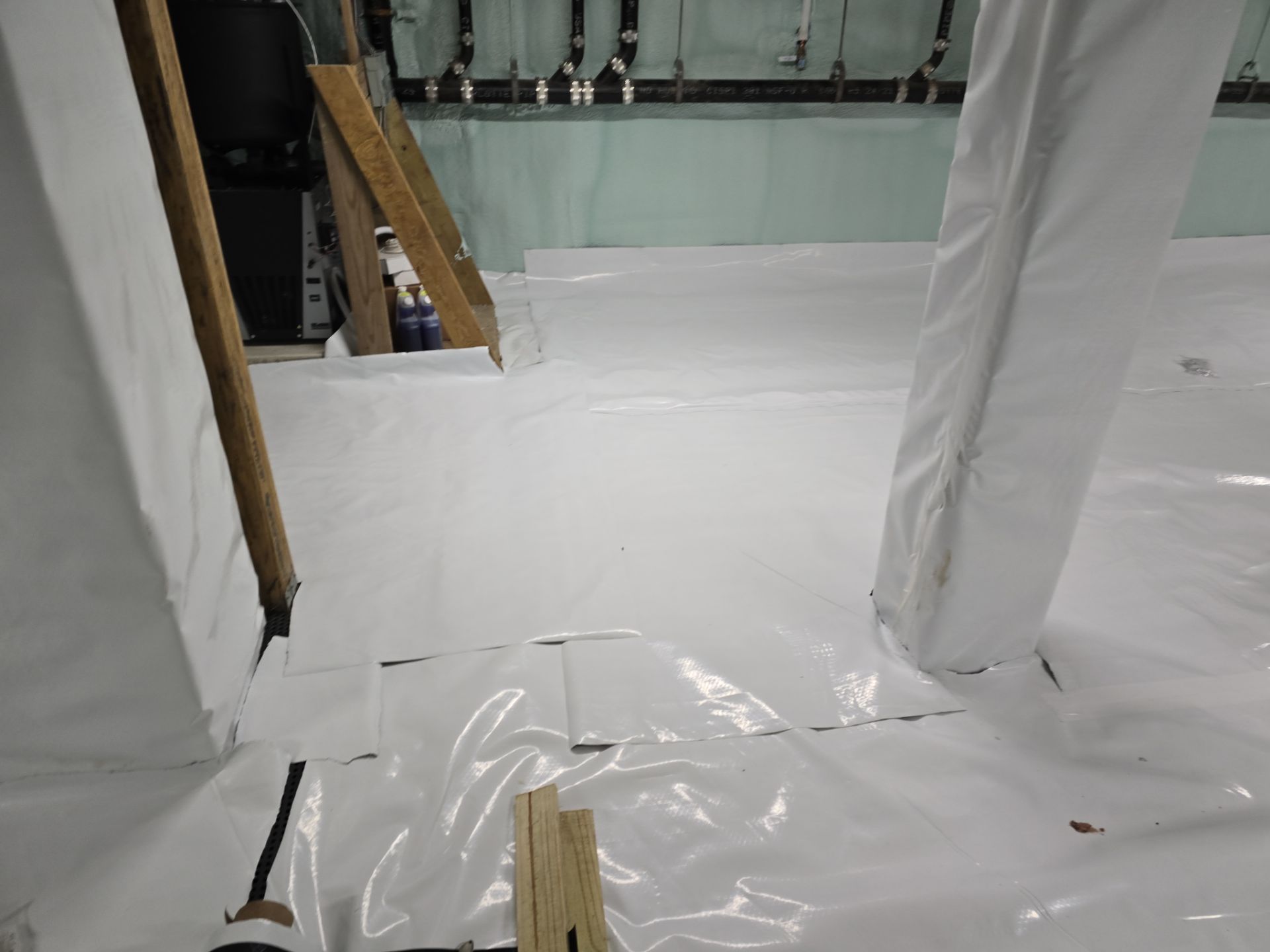 Crawl Space Encapsulation using Closed Cell Spray Foam by NYS Foam & Energy