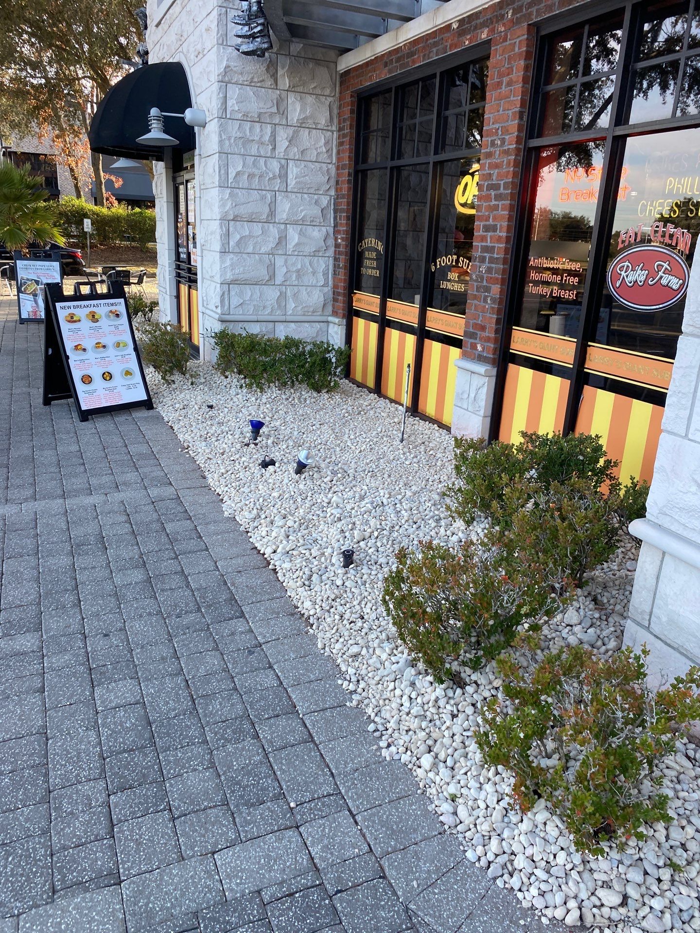 Larry’s Giant Subs | Rock & Mulch by ProGreen Services