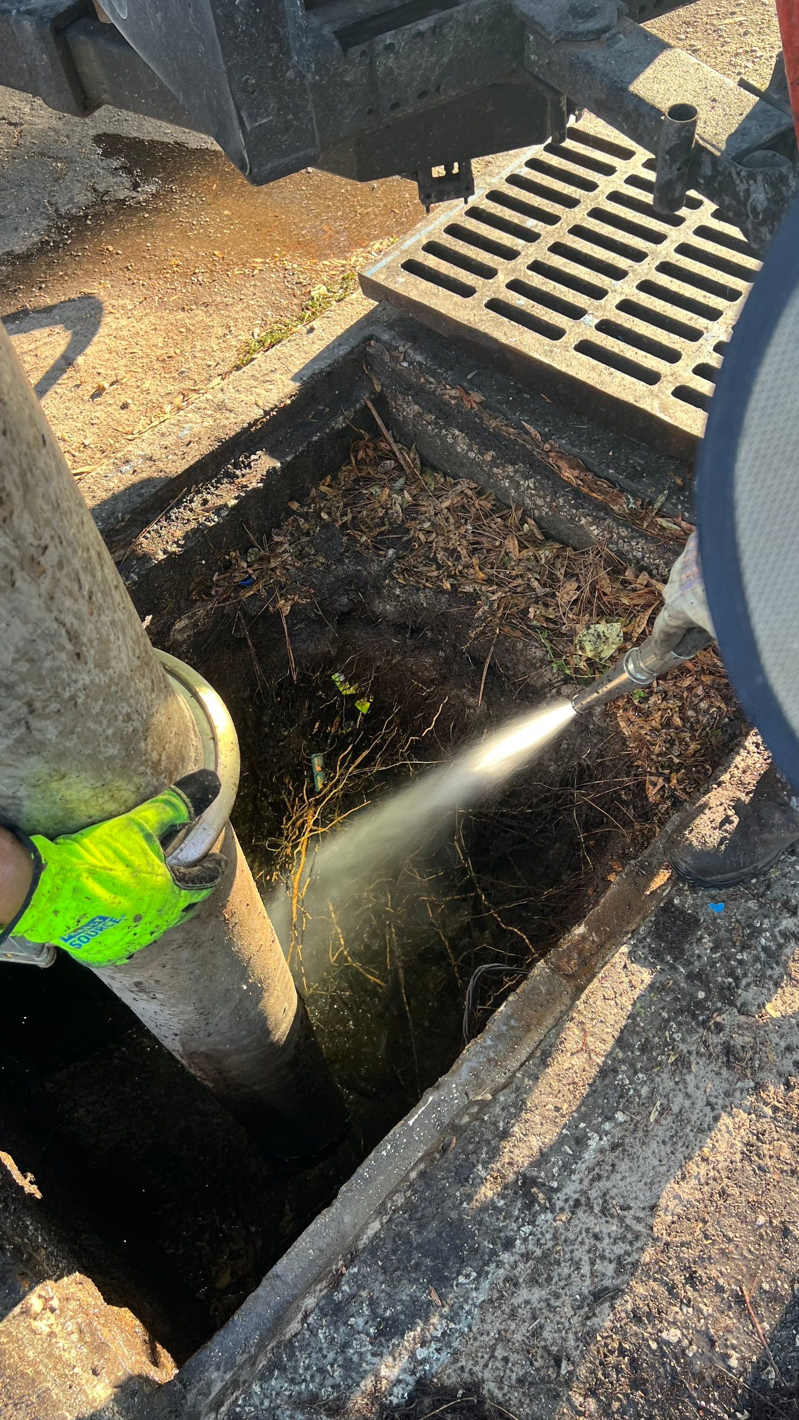 Apartment Complex Storm Water System Cleaning and Maintenance by Don Mar, Inc. Storm Water Solutions