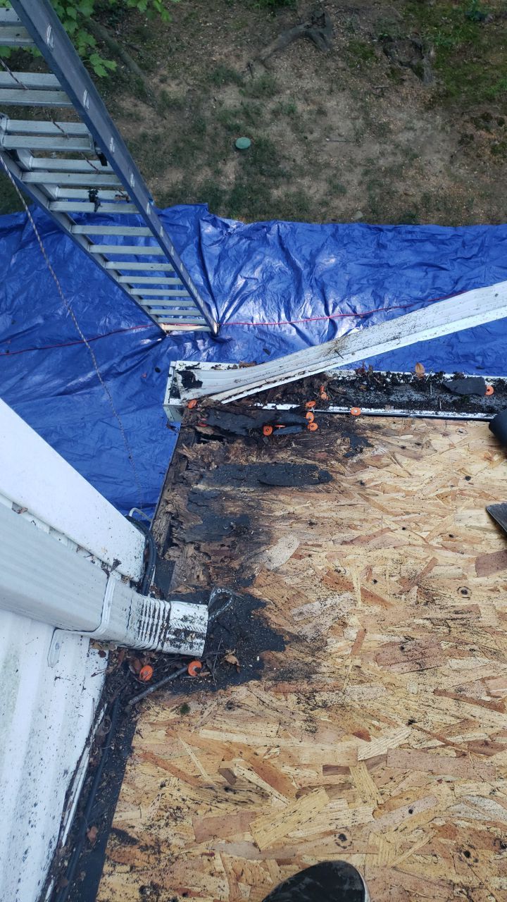 Marshall Roofing Project - Landmark Pro Max Def Pewterwood Designer Shingles by RM Banning, Inc.