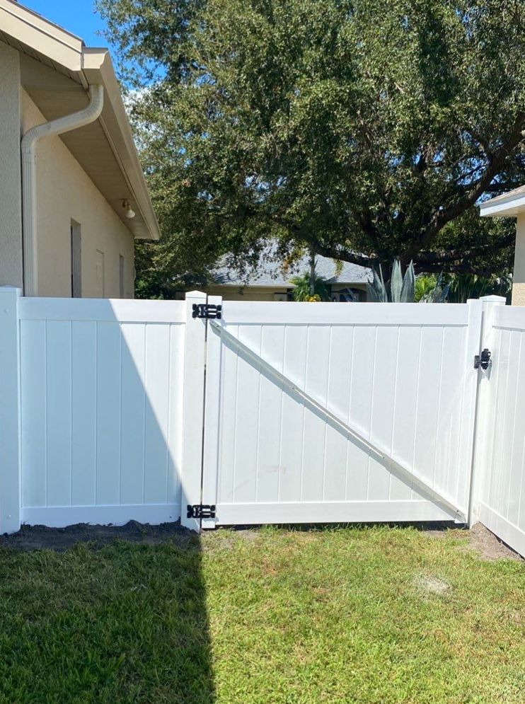 Vinyl Fence Installation using Vinyl Privacy Fence  by Asap fence and gates, LLC