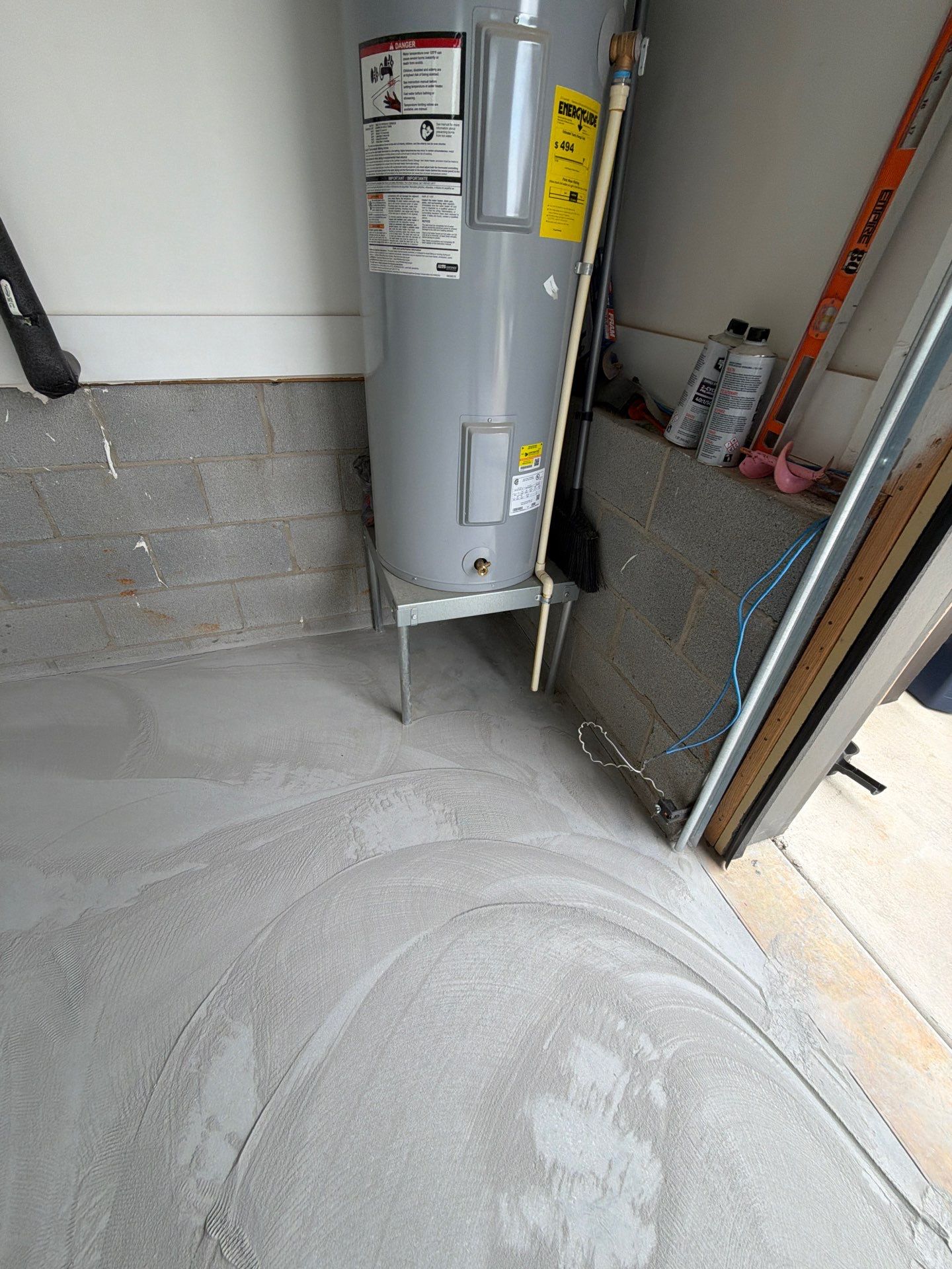 Custom Polyaspartic FLake Garage  by Endure Concrete Coatings