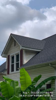 Residential Roofing Installation using Certainteed Landmark Shingles Moire Black Color