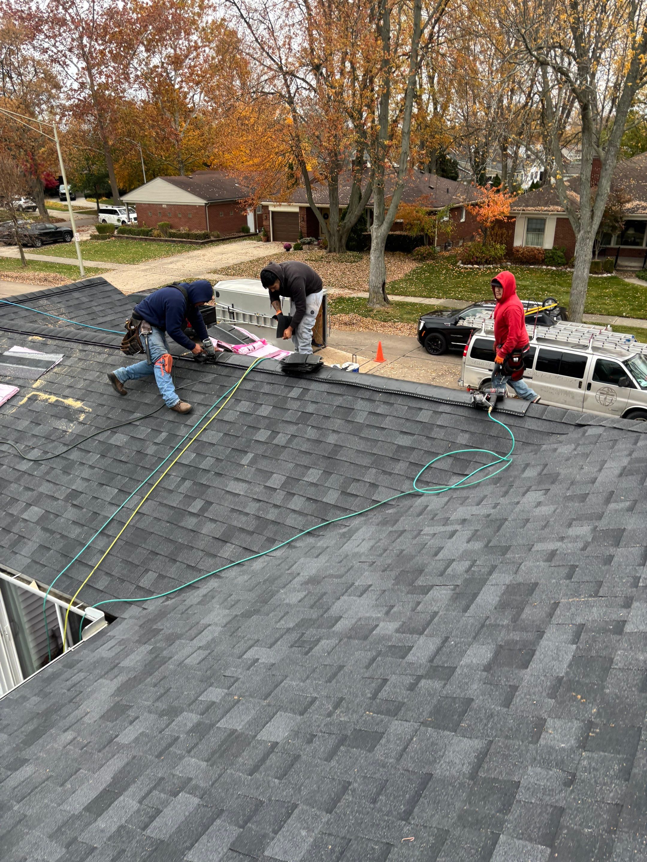 Roof Replacement using Owens Corning Onyx Black by 180 Contractors