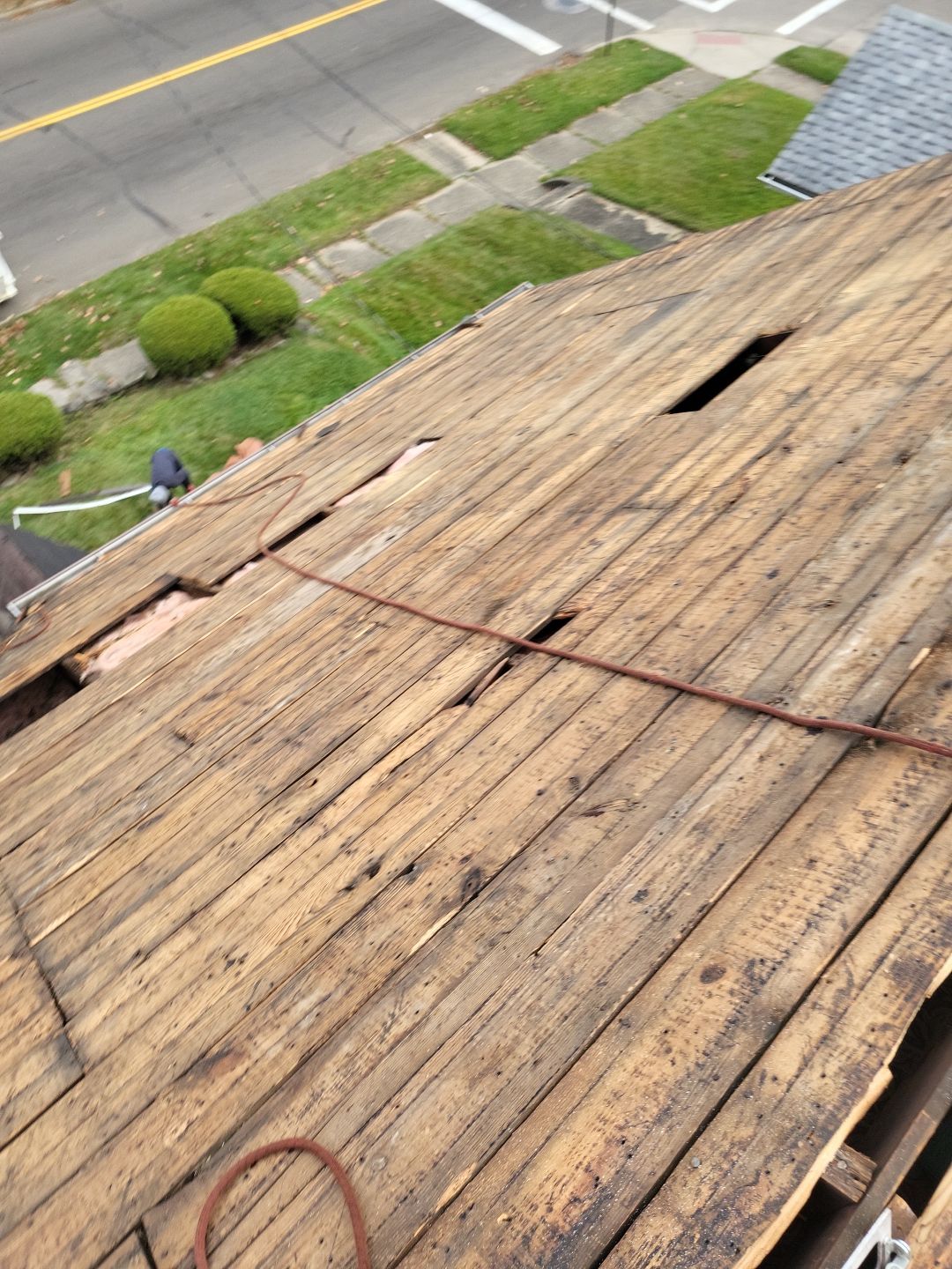 ATLAS PINNACLE COLOR: BURNT HICKORY DRIP EDGE: ROYAL BROWN by Eagle Eye Roofing