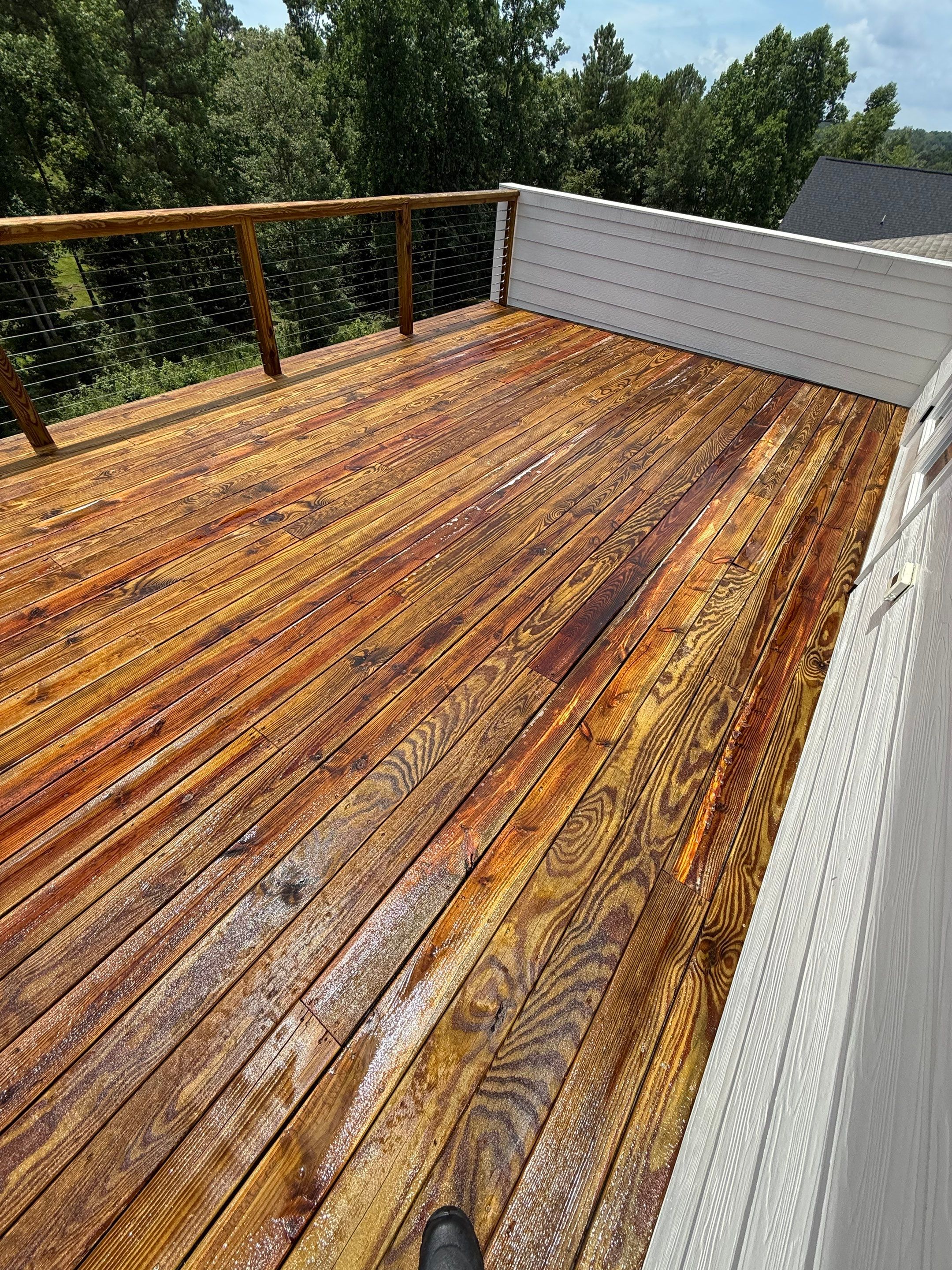 Wood Deck using Wood Sealant by DuraSeal