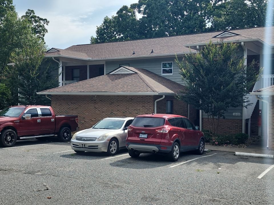 Apartment wash using cleaner by Power Wash Masters LLC