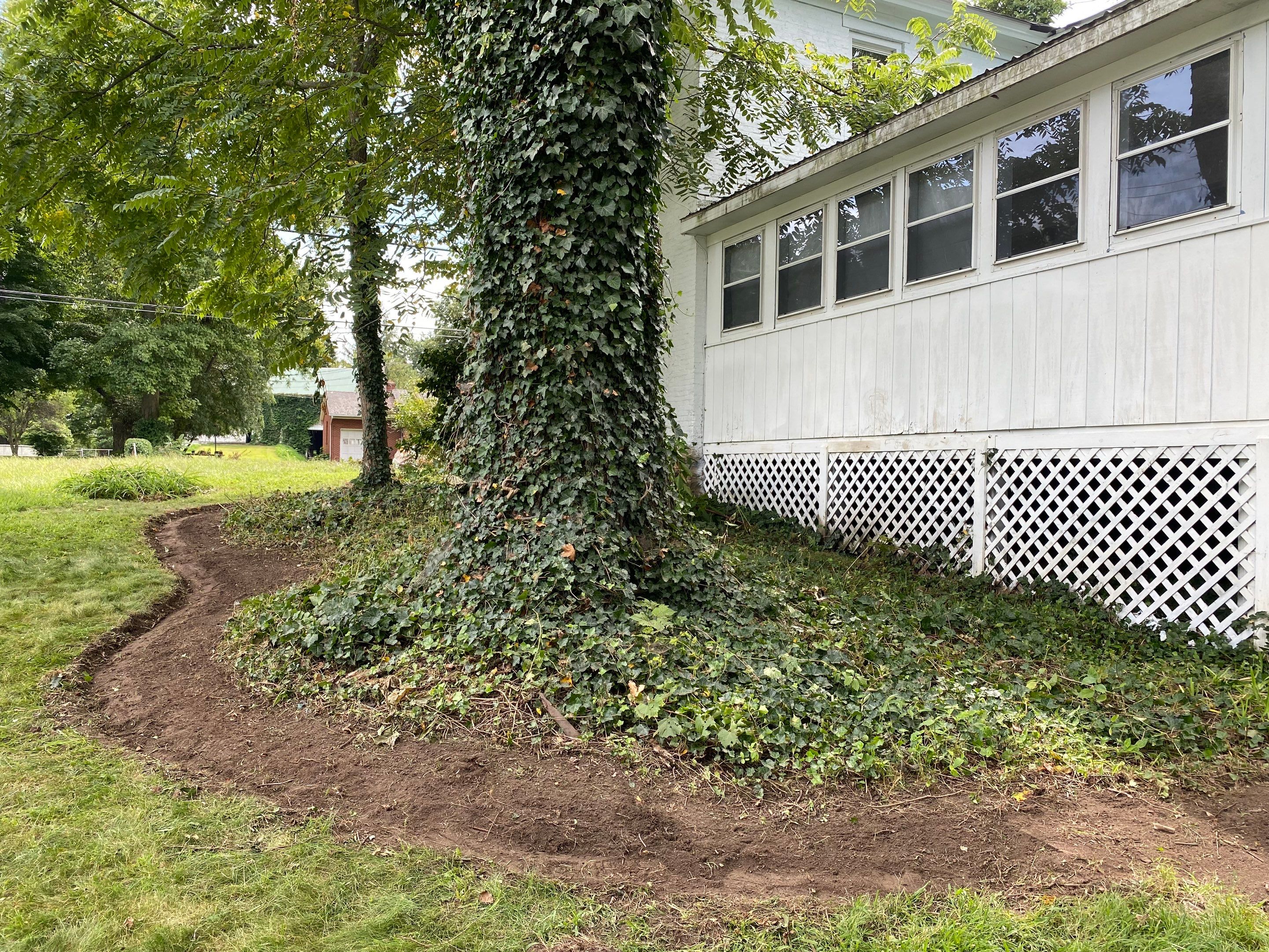 Grounds Maintenance by Elm Rose Gardens