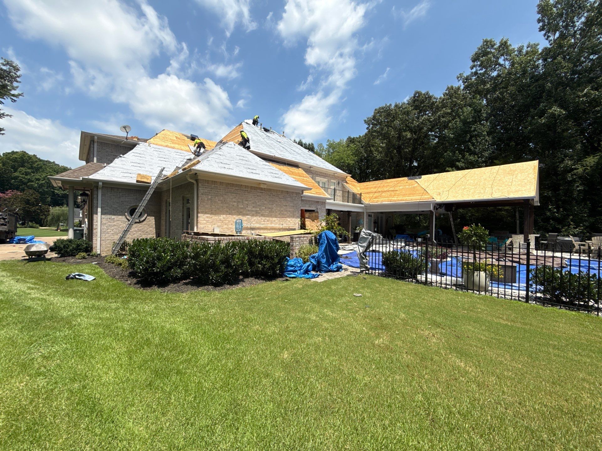 GAF Timberline UHDZ Shingle Roof Replacement in Memphis by Revival Roofing Services