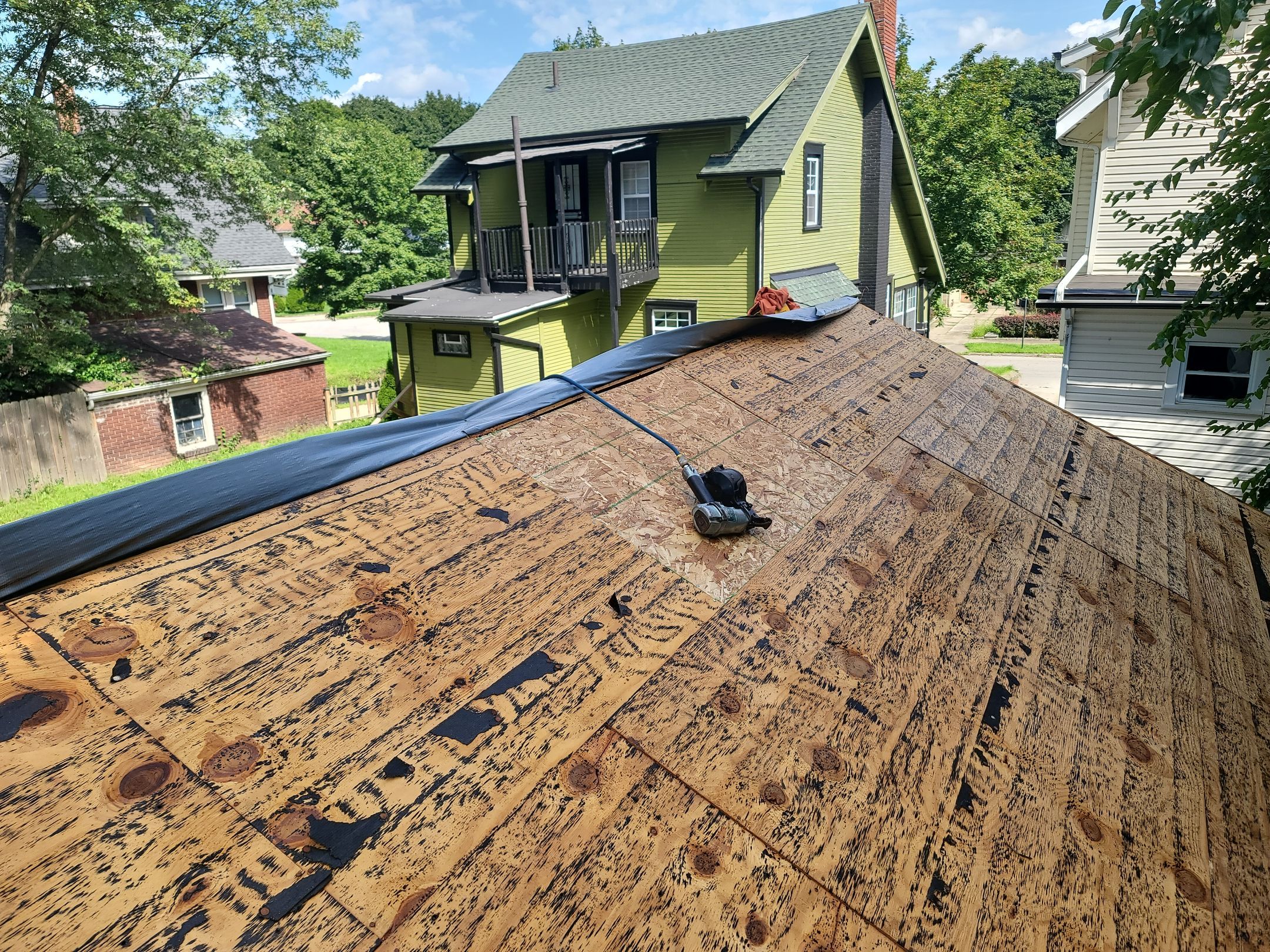 Atlas Pinnacle, Color: Heatherblend, Drip Edge: White by Eagle Eye Roofing