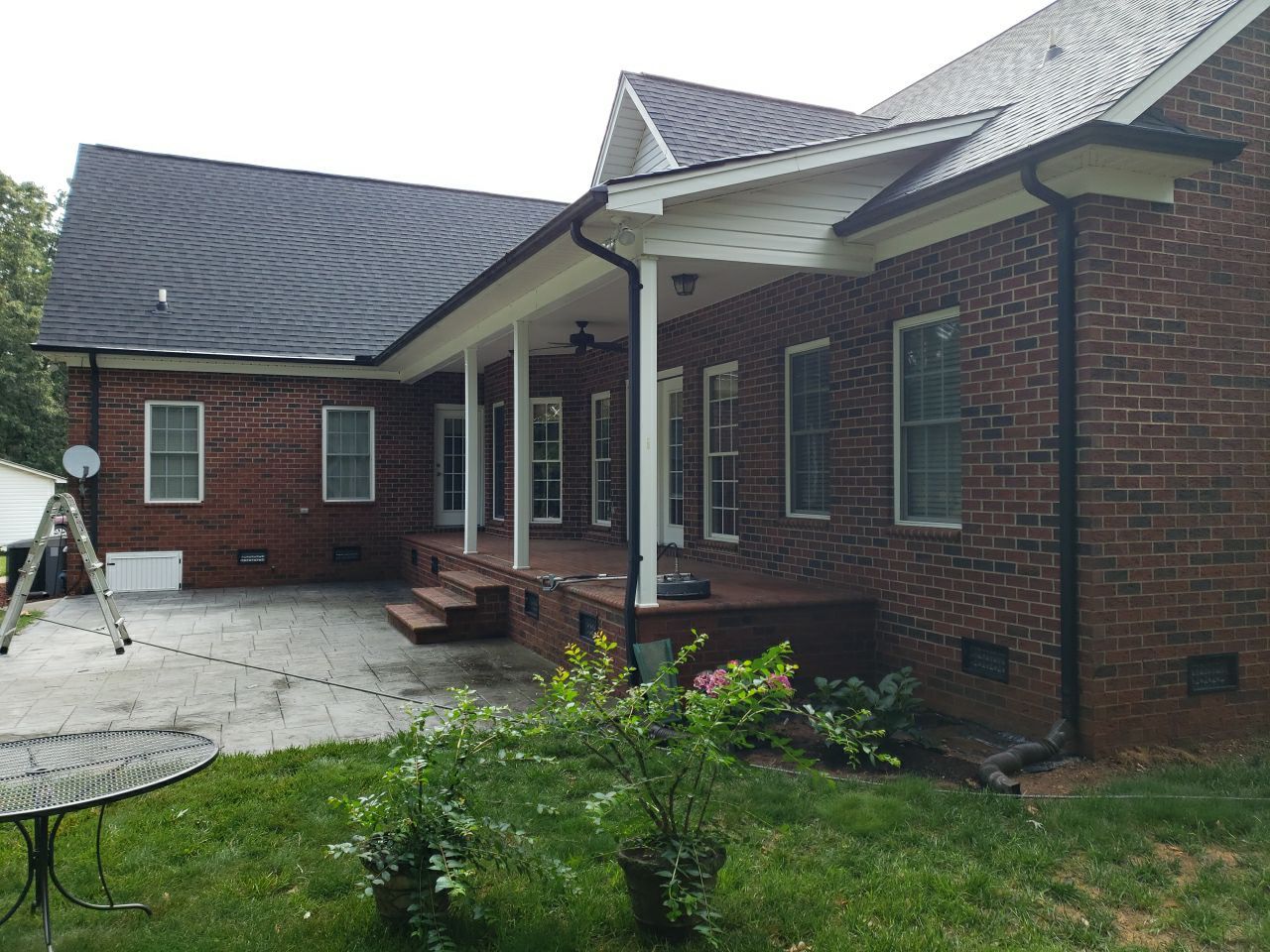 House Wash using cleaner by Power Wash Masters LLC