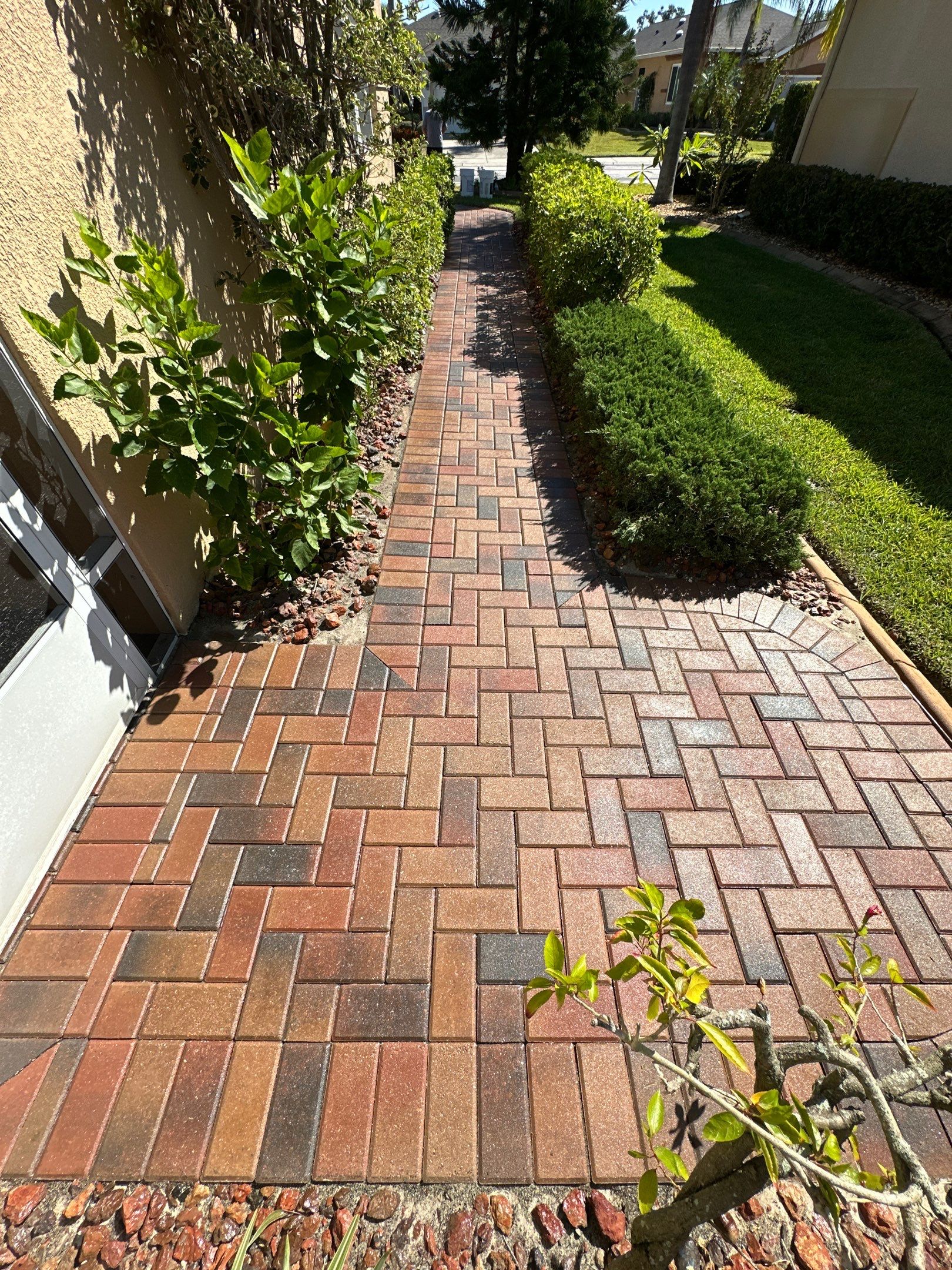 Restoring Multi-Tone Paver Driveway and Walkways in Sun City Center by Supreme Paver Experts