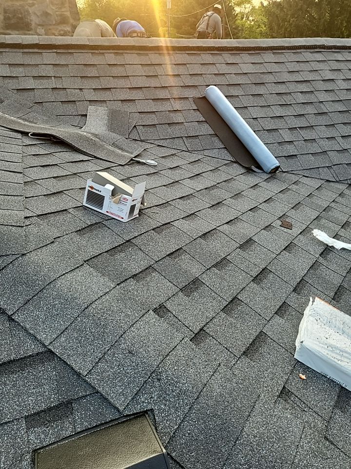 ATLAS PINNACLE COLOR: PEWTER by Eagle Eye Roofing