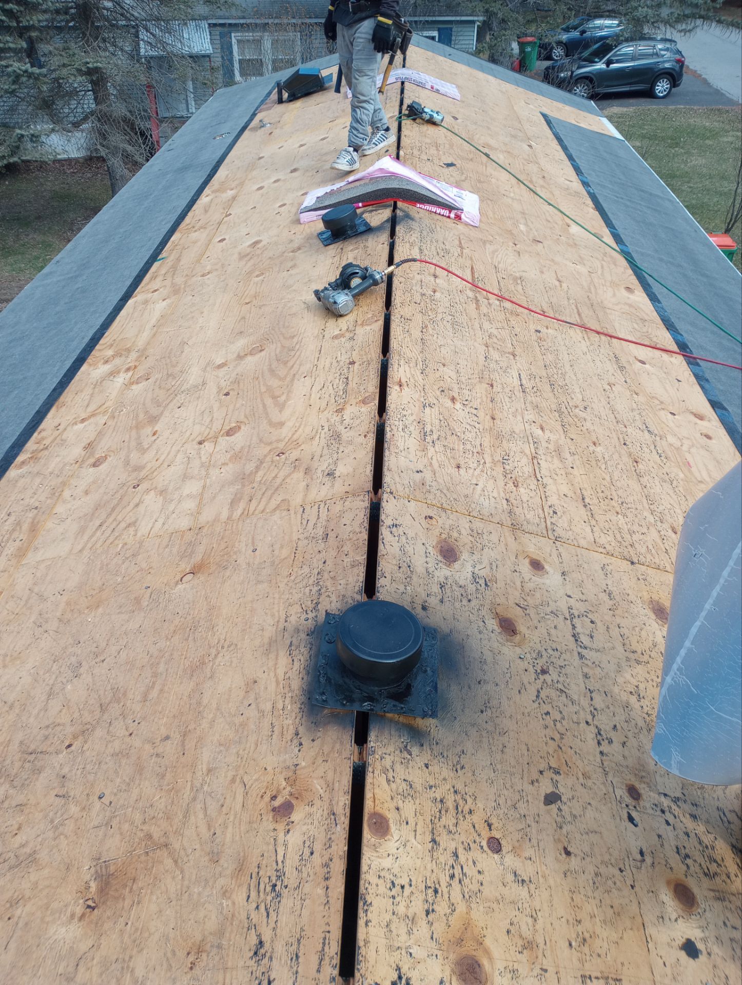 New Roof in Pleasant Valley NY  by roberts roofing