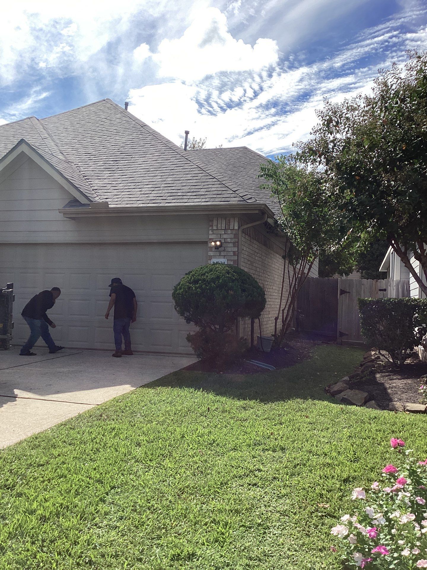 Residential Roofing Installation using Owen's Corning Duration (Lifetime) Shingles by Roof Repair Company