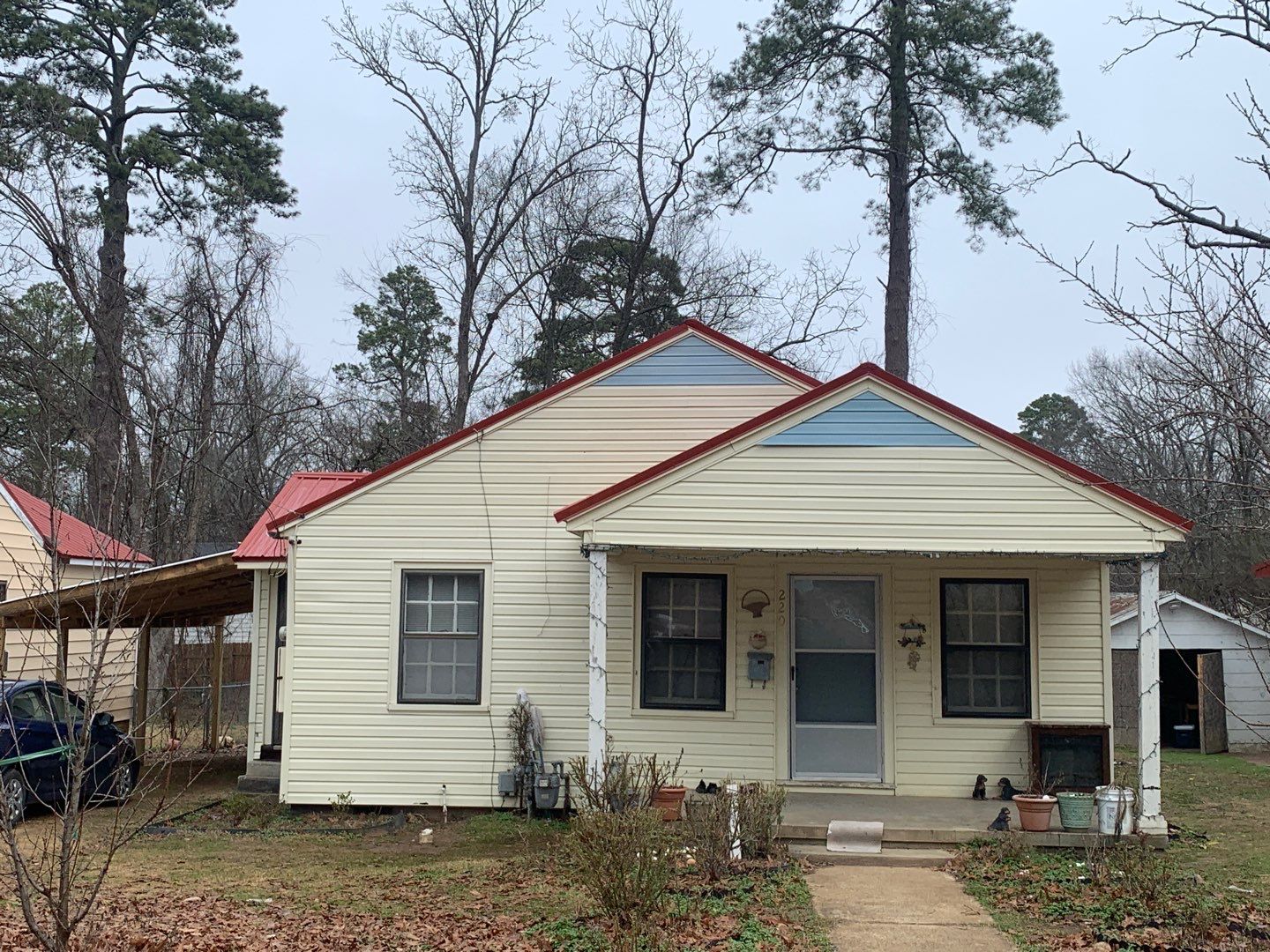 Residential Roofing Installation using 29 gauge metal by Hostetler Roofing