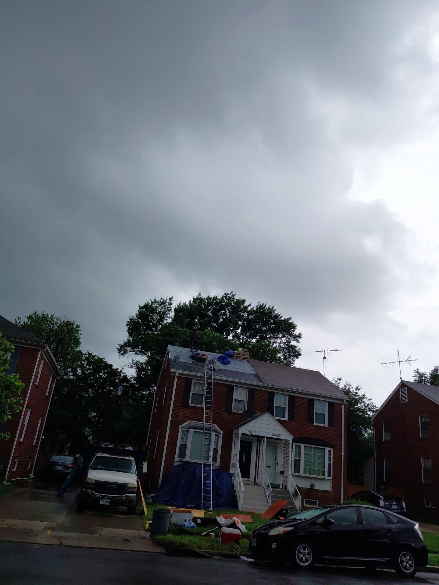 Arlington: Residential Roof Replacement with CertainTeed Landmark Pro in Max Def Pewterwood by RM Banning, Inc.