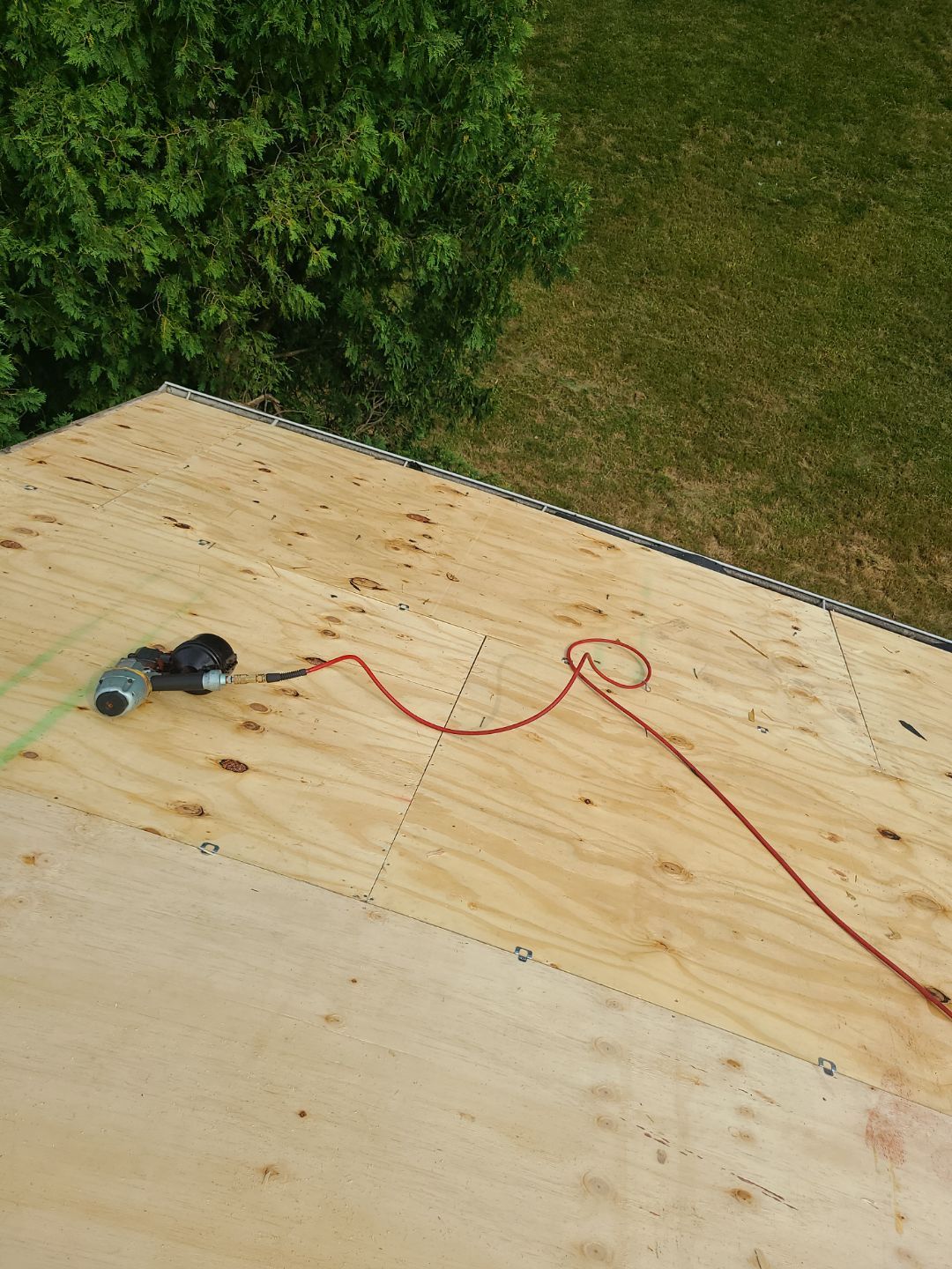 Falls Church: CertainTeed Landmark Pro Designer Shingles in Max Def Pewterwood by RM Banning, Inc.