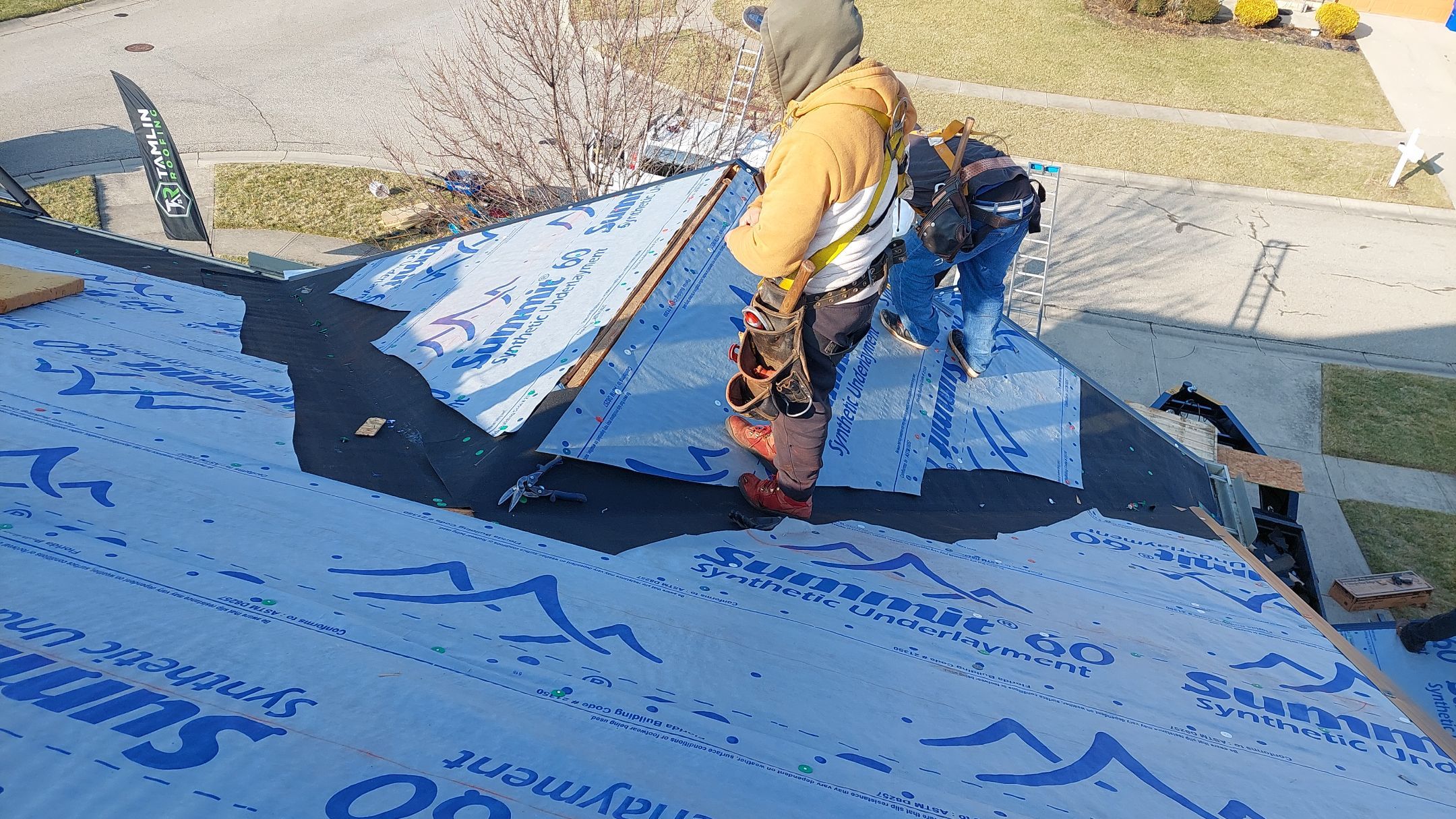 Atlas Black Shadow by Tamlin Roofing