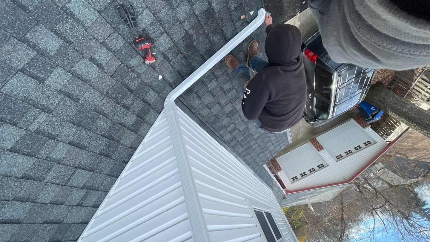 Roof Replacement using CertainTeed Landmark by 180 Contractors