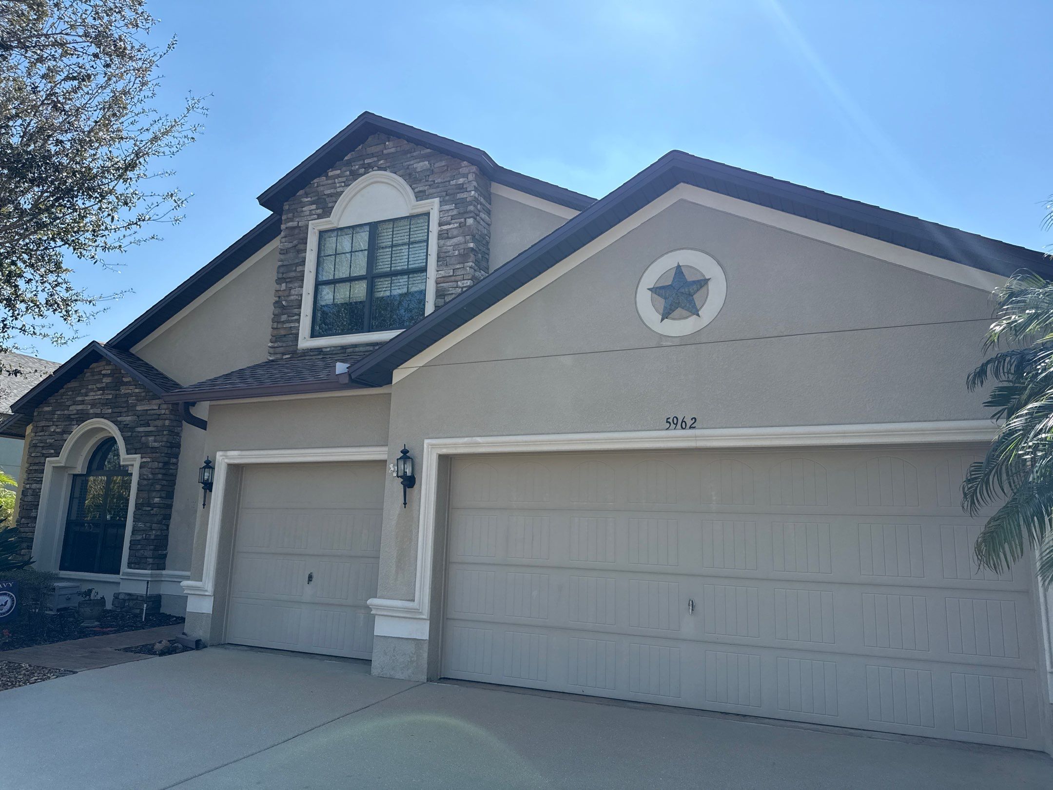 House Wash, Fence Cleaning & Driveway Cleaning in Lexington – Parrish, FL by Sunshine AquaWash