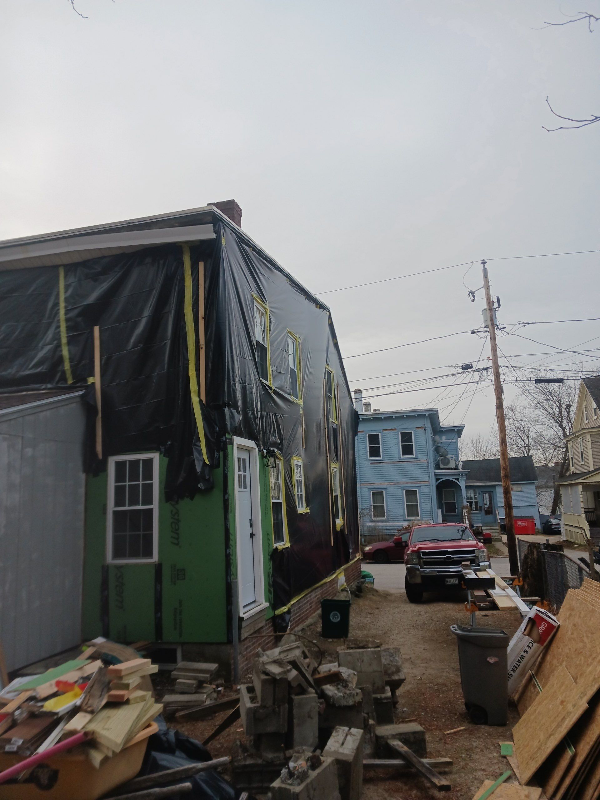 Rochester, New Hampshire - Vinyl Siding Project by Tall pine roofing