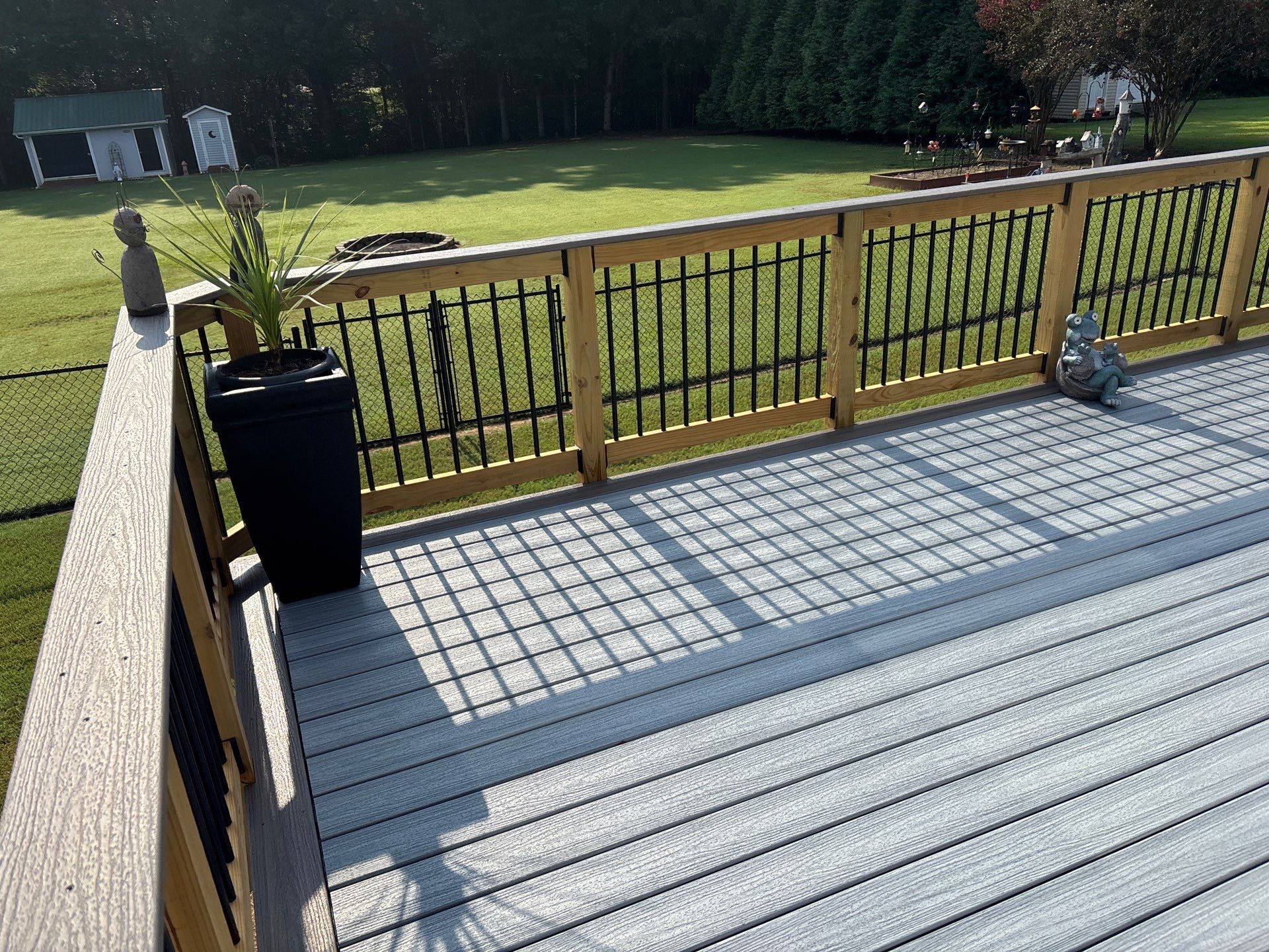 Wood Deck using Wood Sealant by DuraSeal