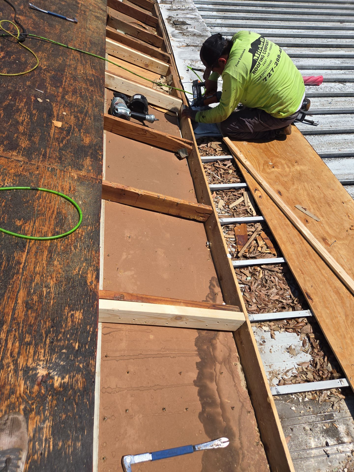 Project in Seminole 33777 by Mitchell Roofing Company LLC 