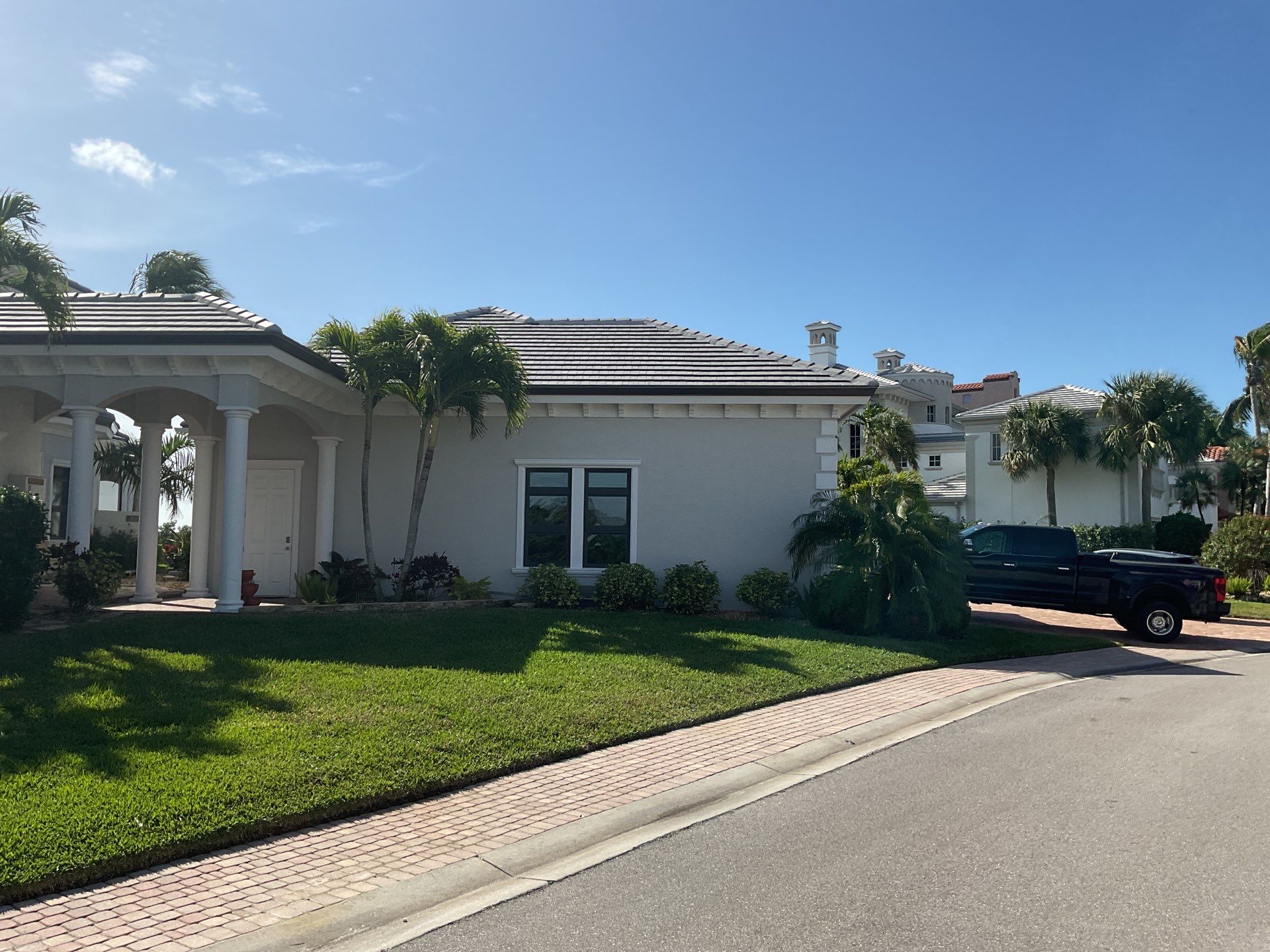 7-Inch Seamless Gutters for Heavy Rainfall in Cape Coral FL by Gutter Professors