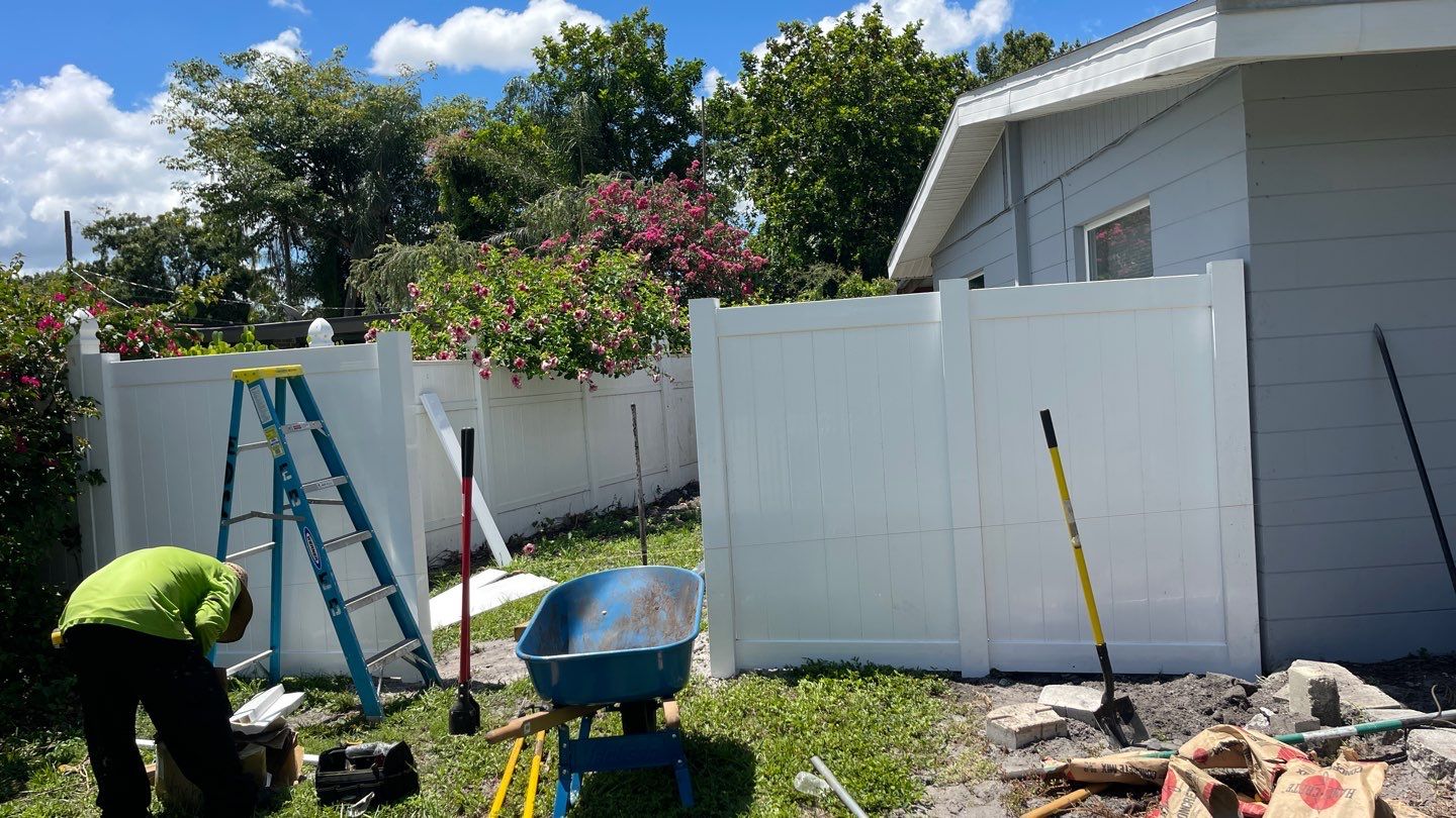Sarasota, FL 6ft. Tall White Vinyl Privacy Fence by Asap fence and gates, LLC