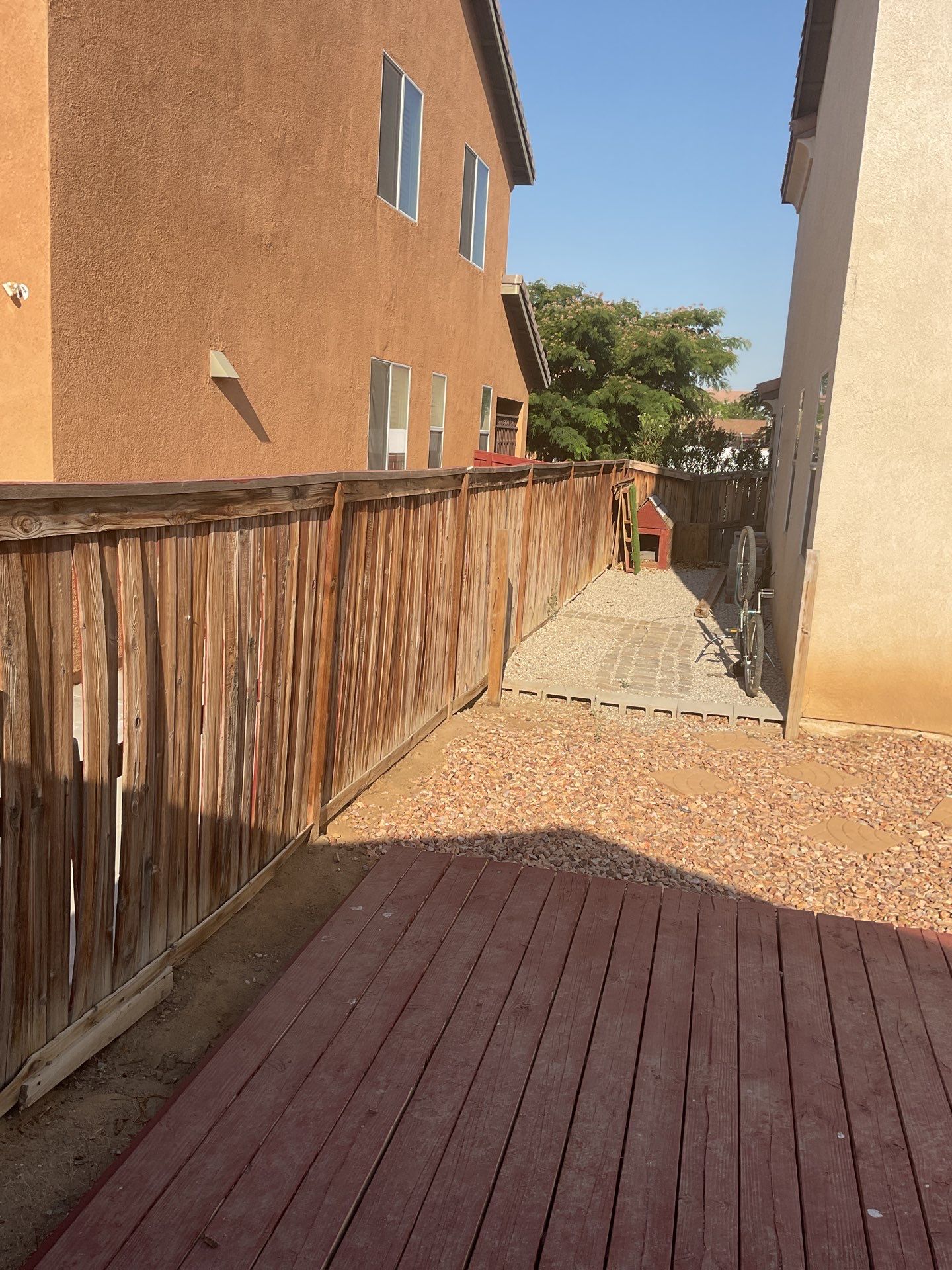 Fence Installation using Vinyl by Fence Guys Inc.