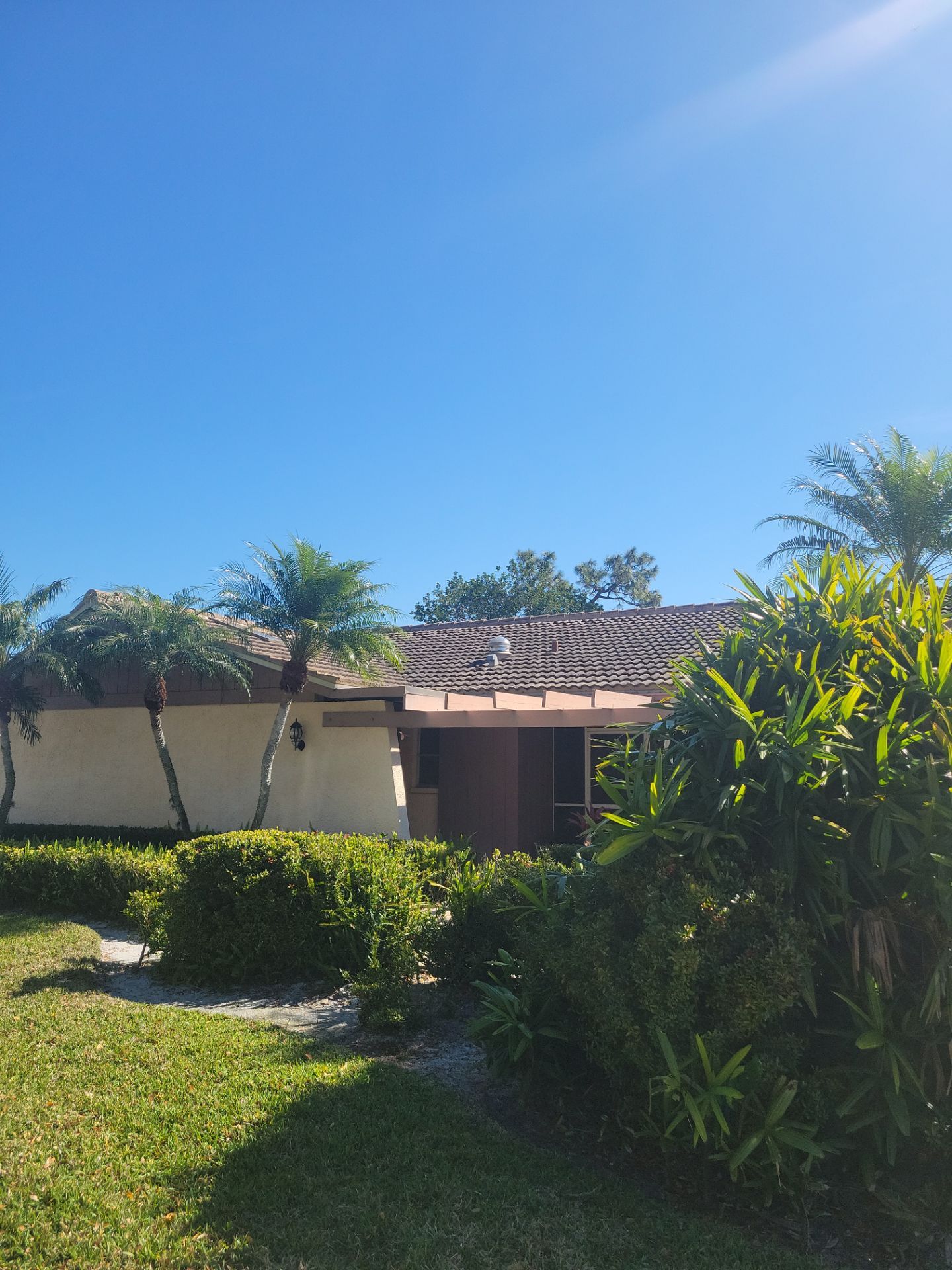 Exterior Cleaning by DPI Pressure Washing LLC