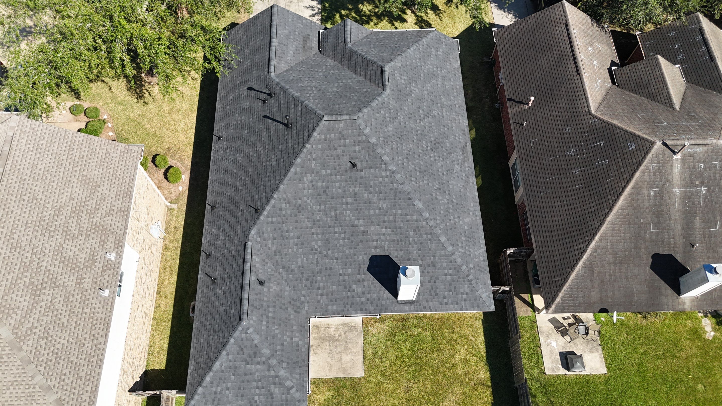 Pasadena Roof Installation using Atlas Pinnacle Pristine by Modern BYLT Roofing & Construction