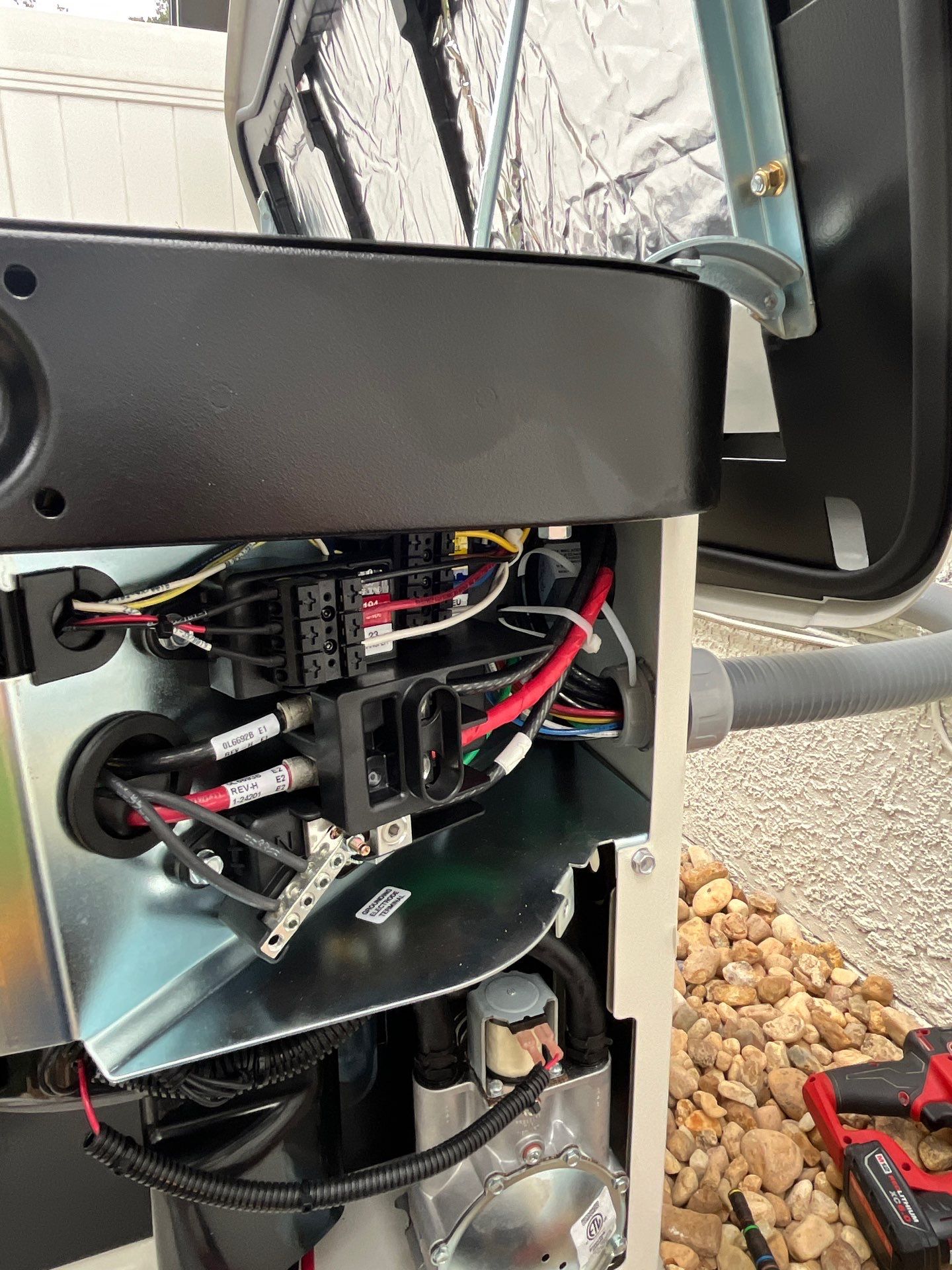 18kW Generac Whole Home Generator and 200A Automatic Transfer Switch by Smartron Electric