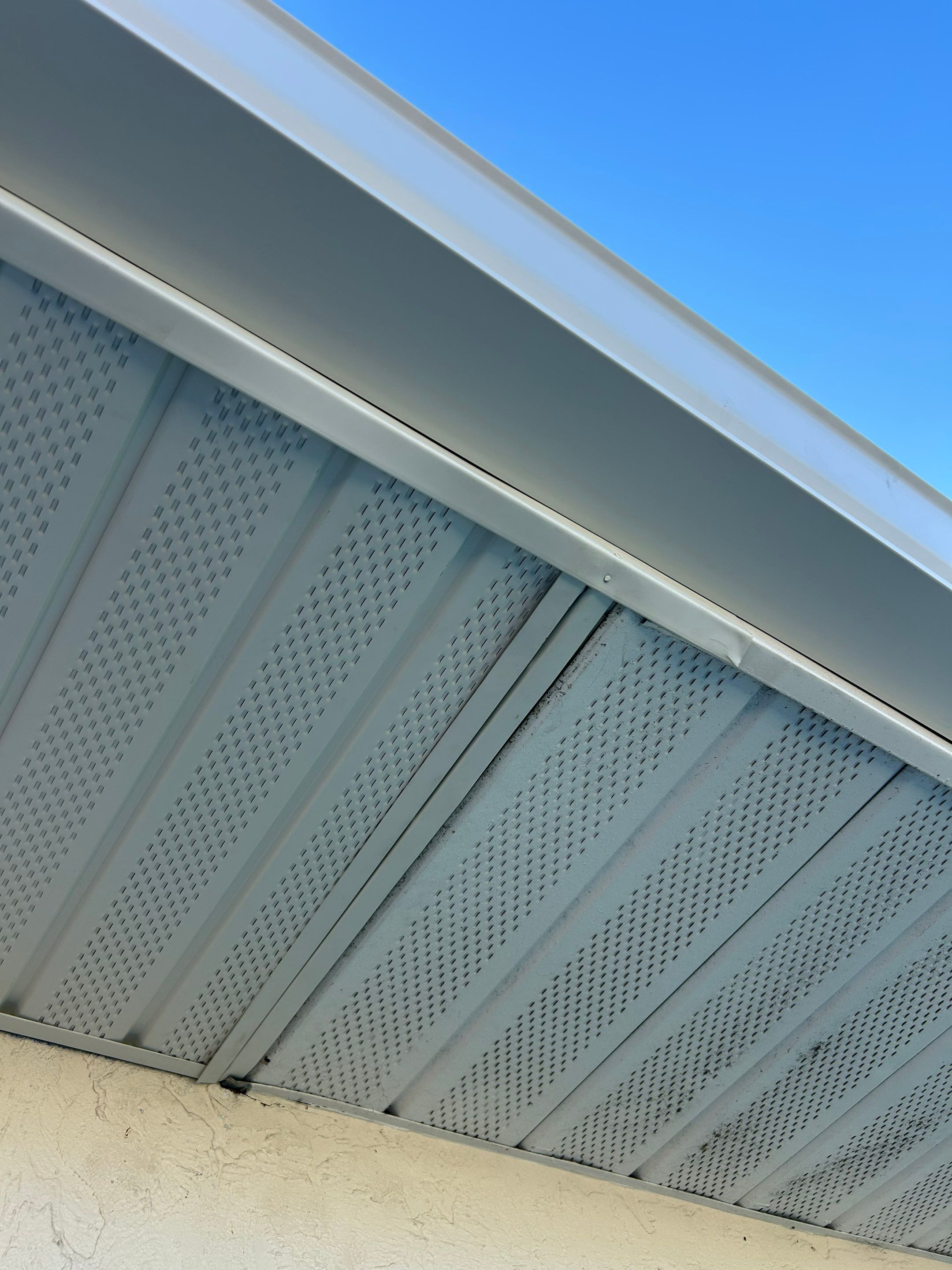 Soffit and Fascia Installation in Venice FL by Gutter Professors