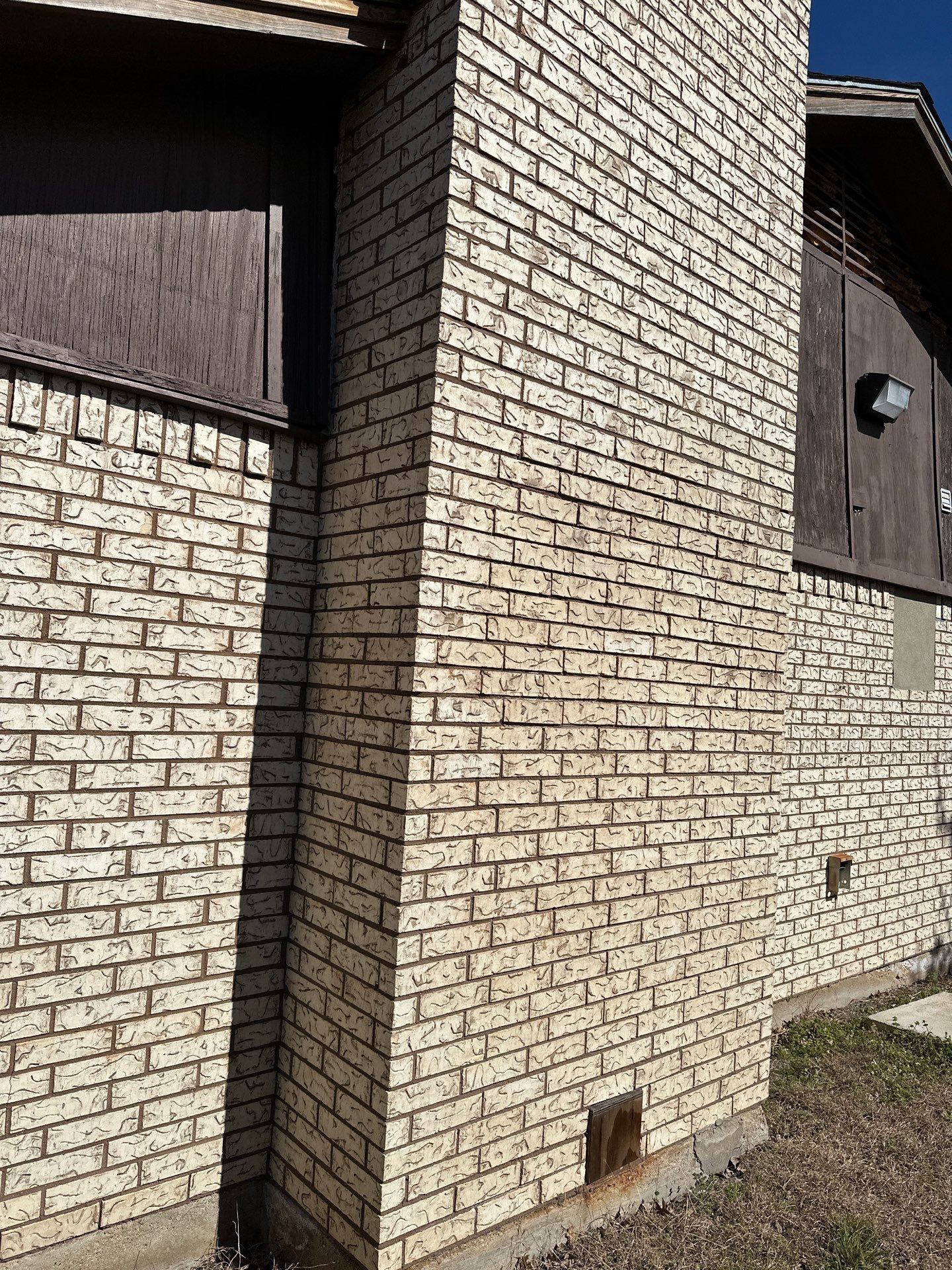 Project in Arlington  by Zeus Exteriors