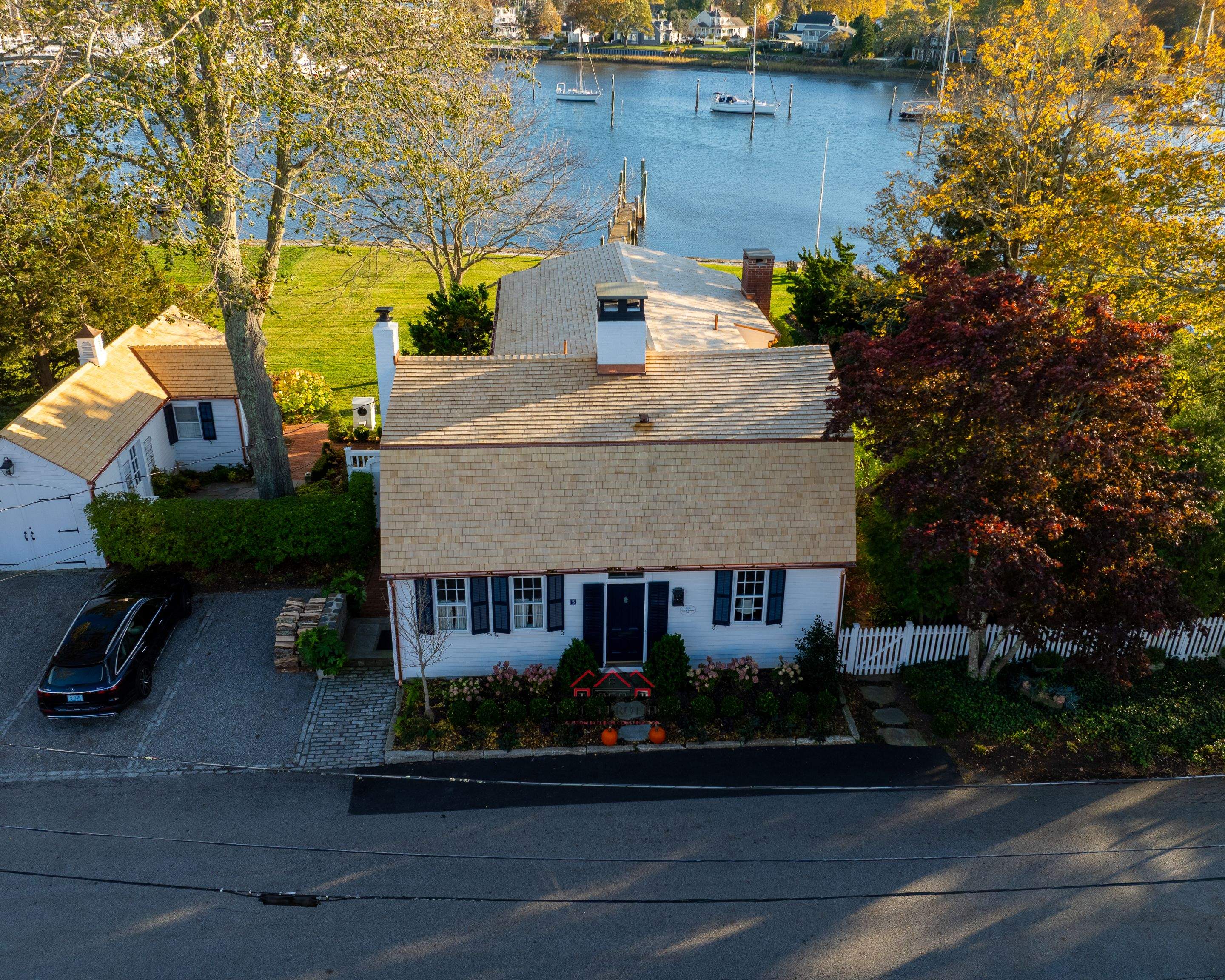 North Kingstown,RI Roof Replacement and Gutters by Rinaldi Roofing 