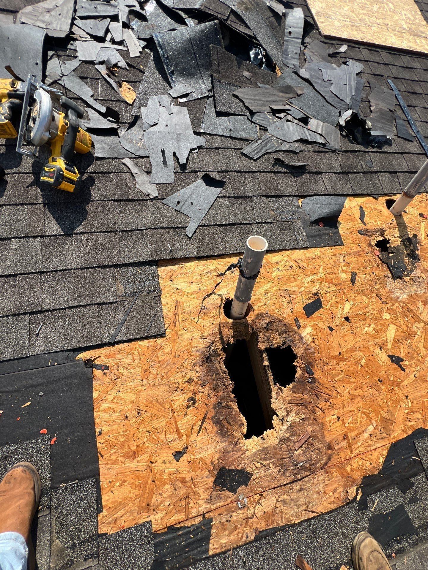 Hail Damage using Owen's Corning Duration (Lifetime) Shingles by Roof Repair Company