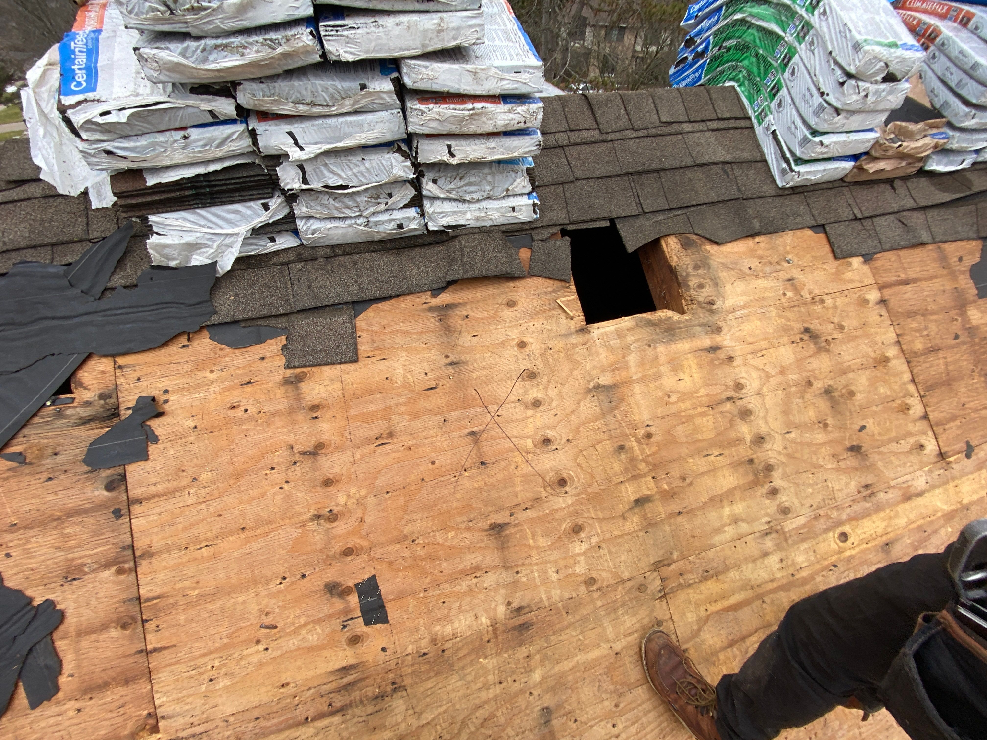 Roof Replacement using CertainTeed Landmark by 180 Contractors