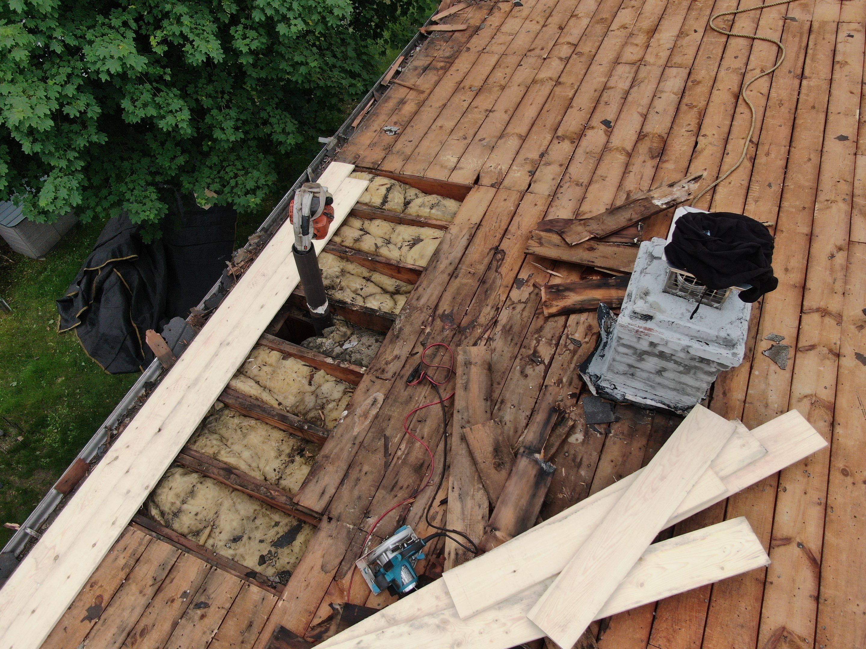 Roof and Flat Roof Membrane Replacement in Lowell, MA by Mighty Dog Roofing of Greater Middlesex County