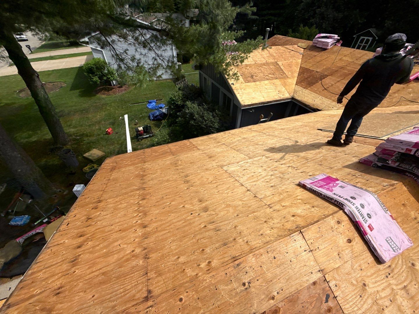 Roof Replacement using Owens Corning Tru Definitions by 180 Contractors